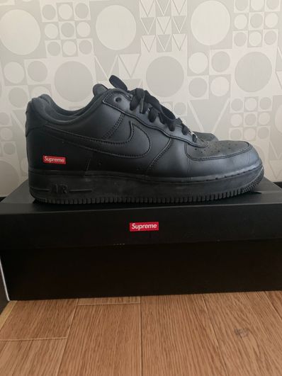 Supreme × Nike Air Force 1 Low "Black"