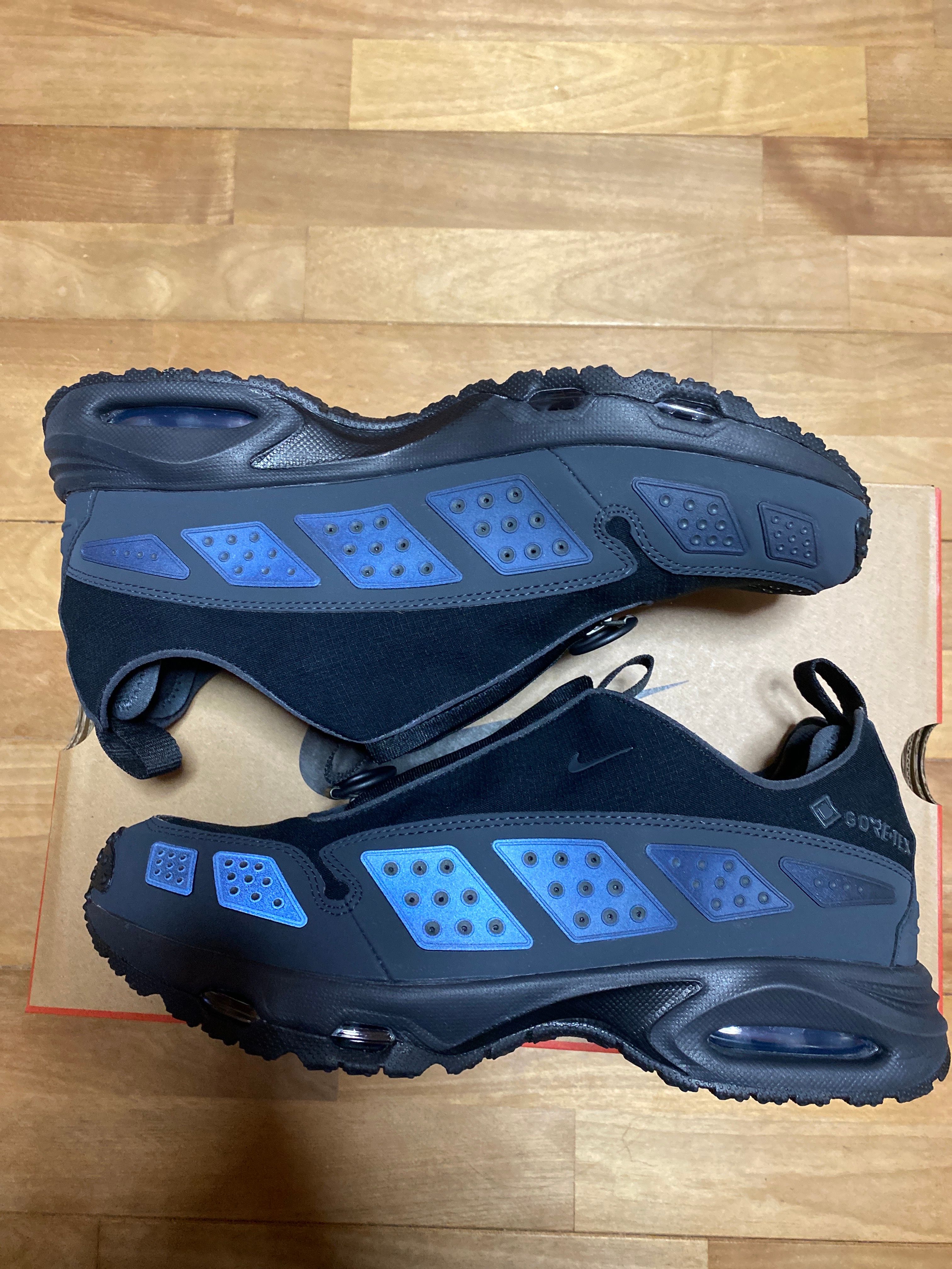 Nike Women's Air Max SNDR GORE-TEX "Black and Dark Smoke Grey"