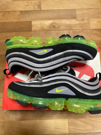 Nike Air Vapormax '97 "Black/Volt-Metallic Silver"