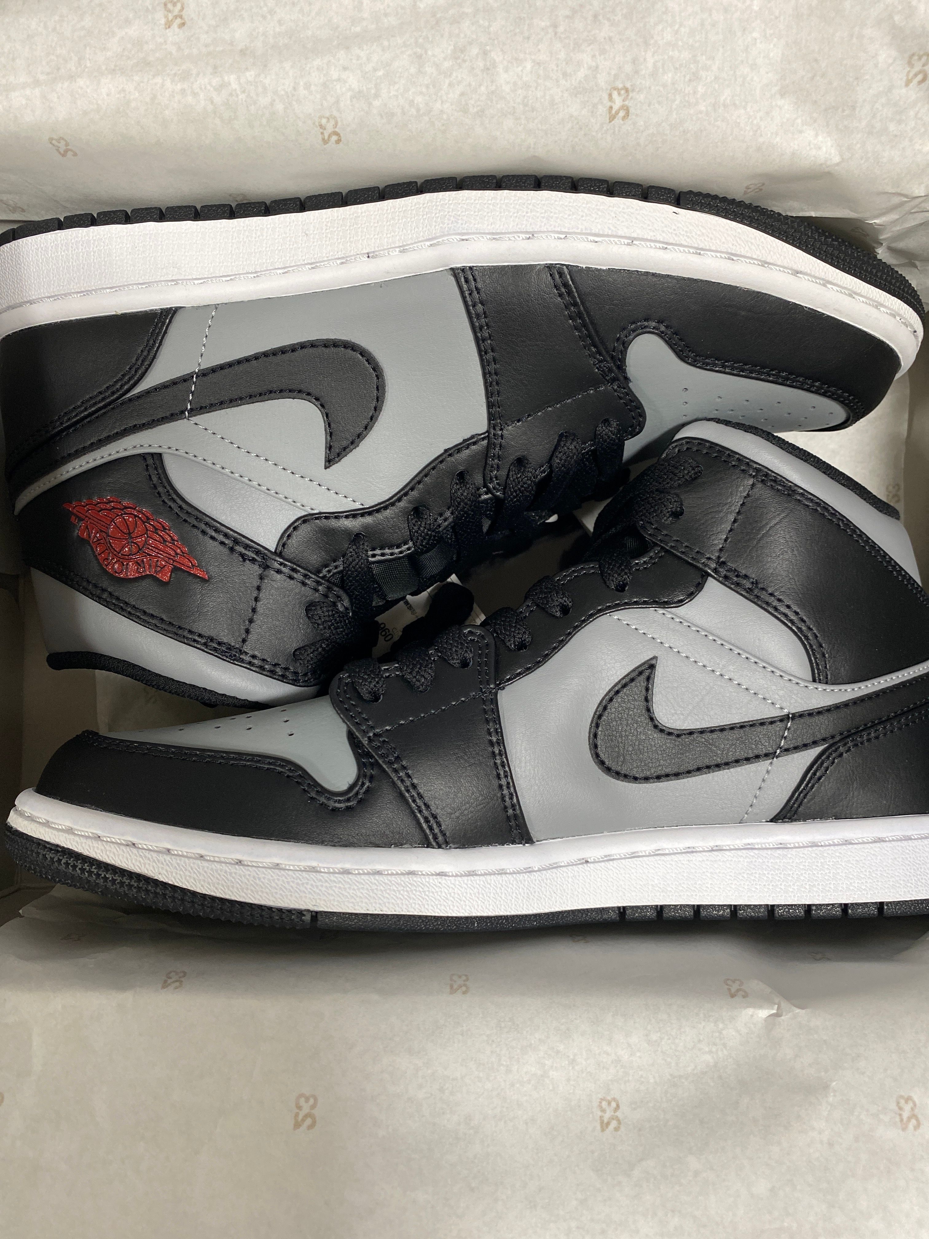 Nike Air Jordan 1 Mid "Shadow"