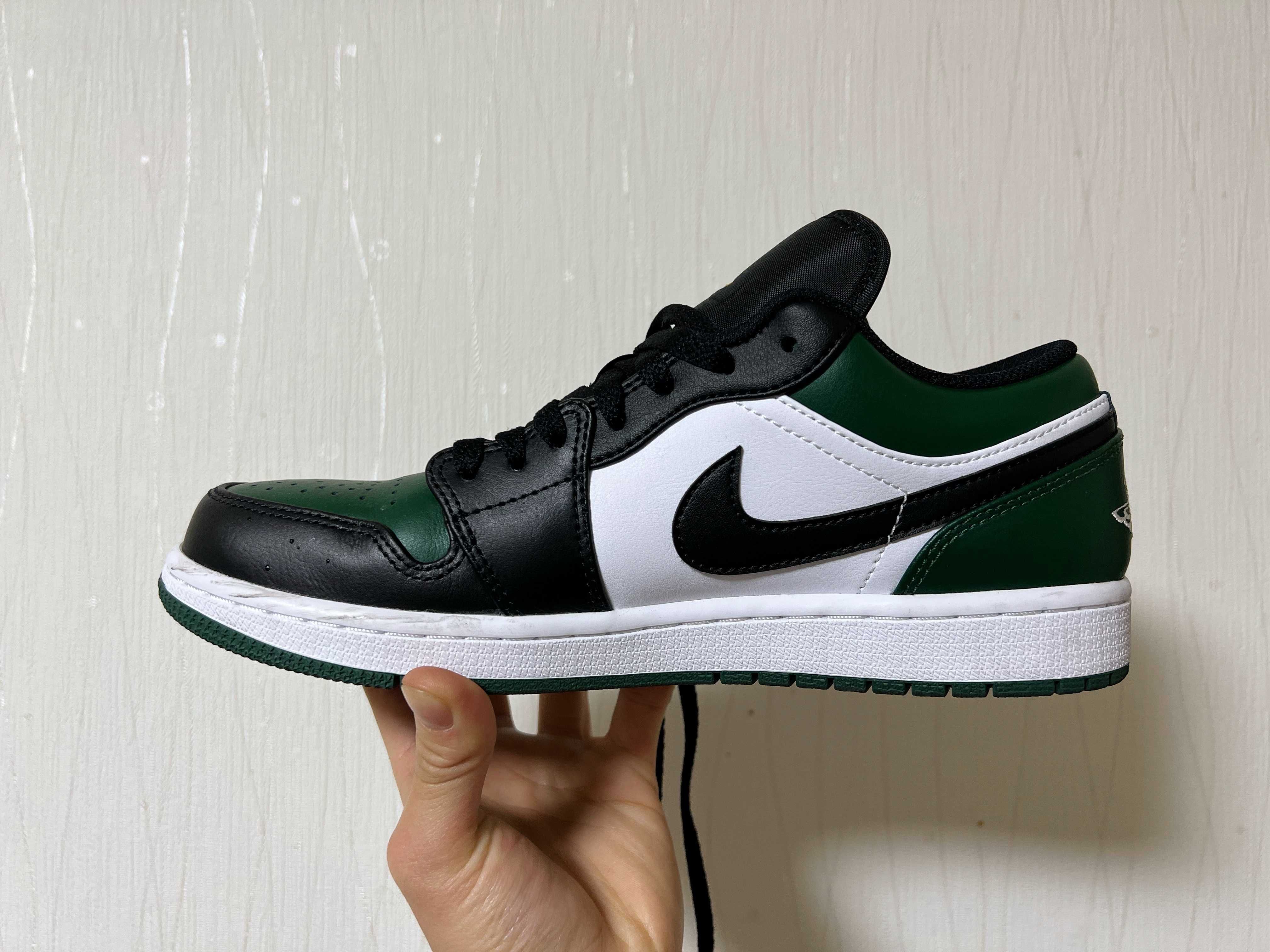 Nike Air Jordan 1 Low "Green Toe"