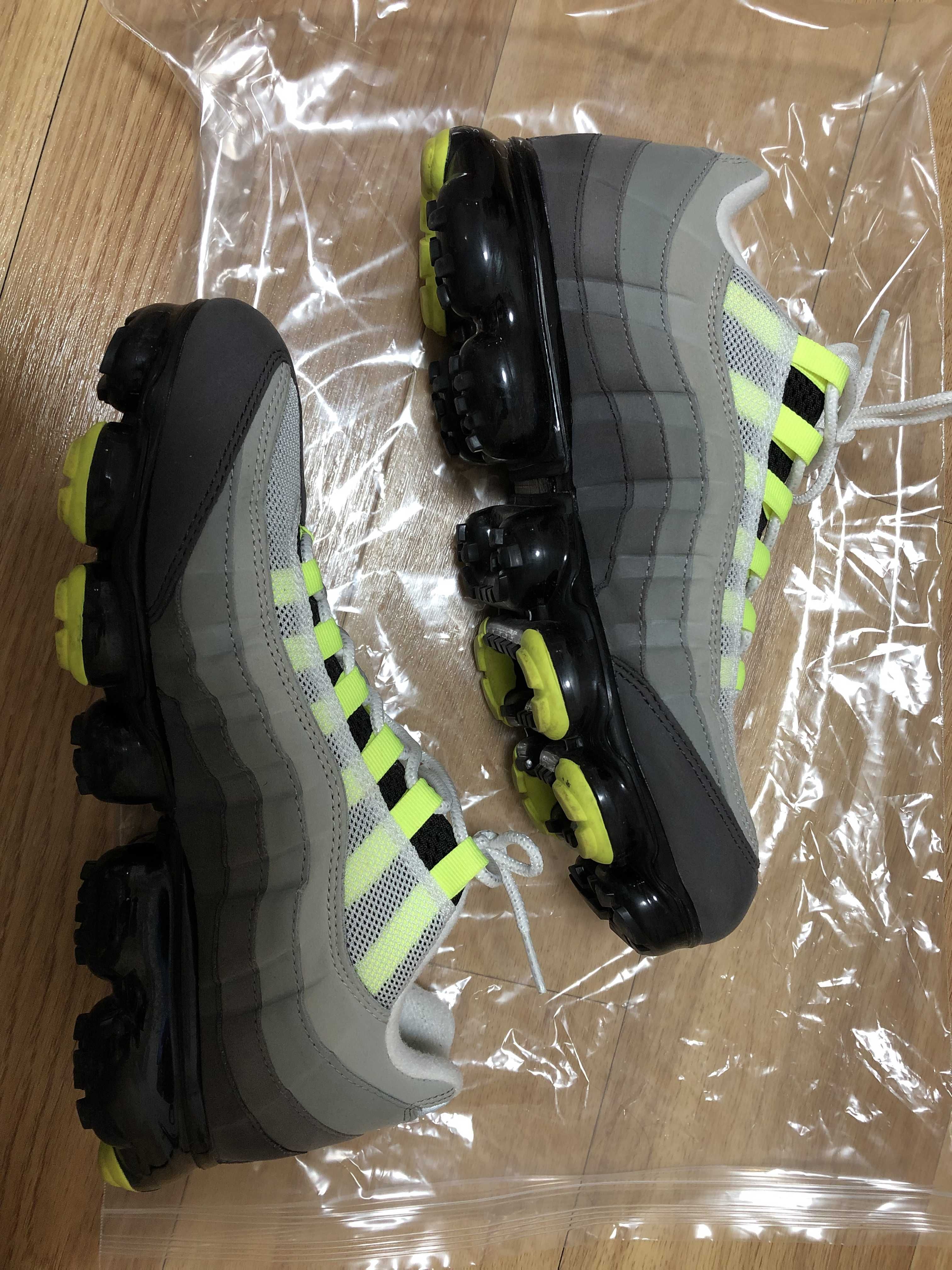 Nike Air Vapormax 95 "Neon"