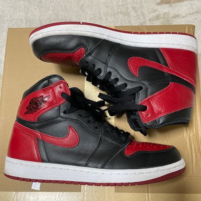 Nike Air Jordan 1 Retro High OG "Bred/Banned" (2016)