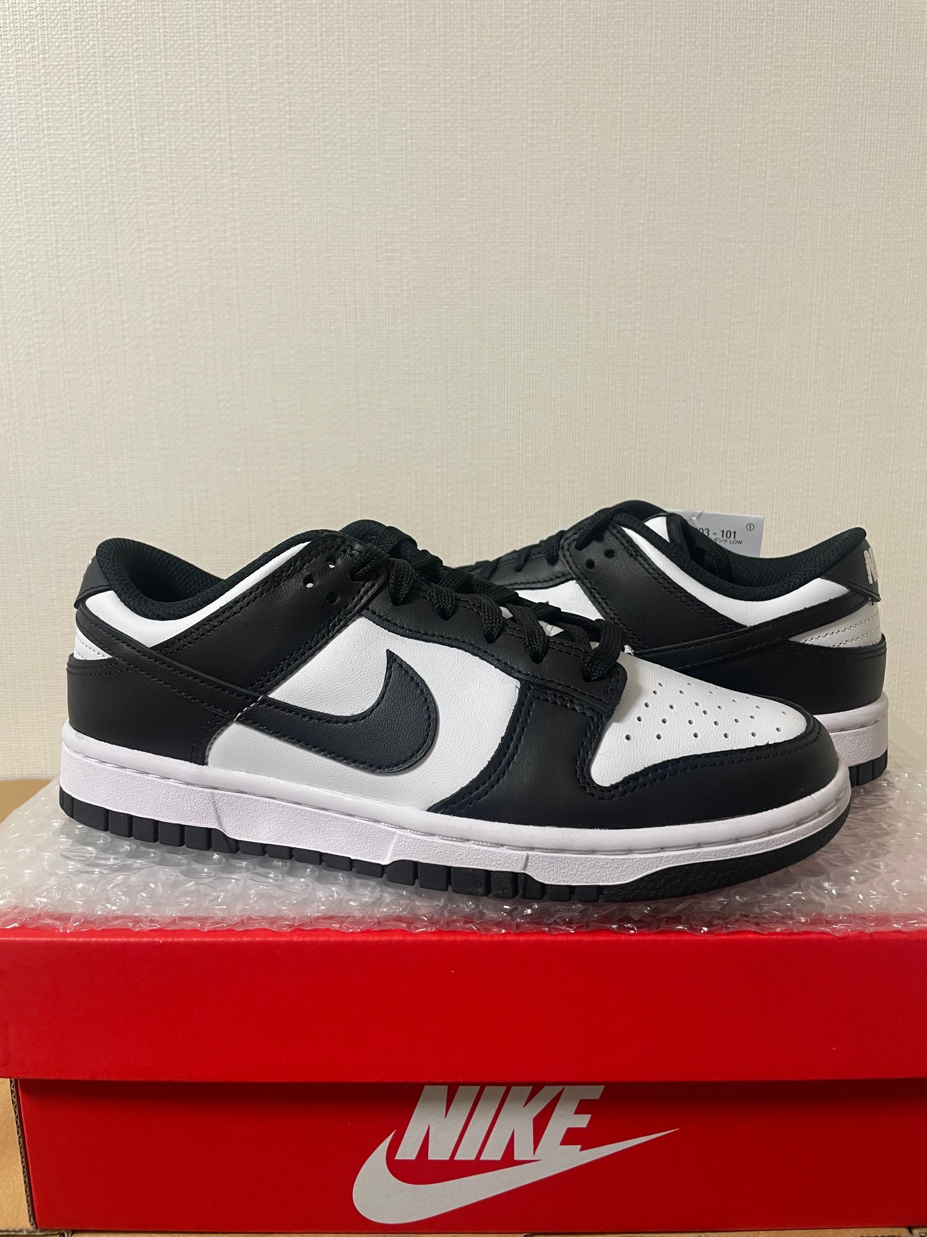 Nike Women's Dunk Low "White/Black"