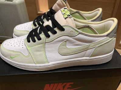 Nike Air Jordan 1 Low OG "Ghost Green"