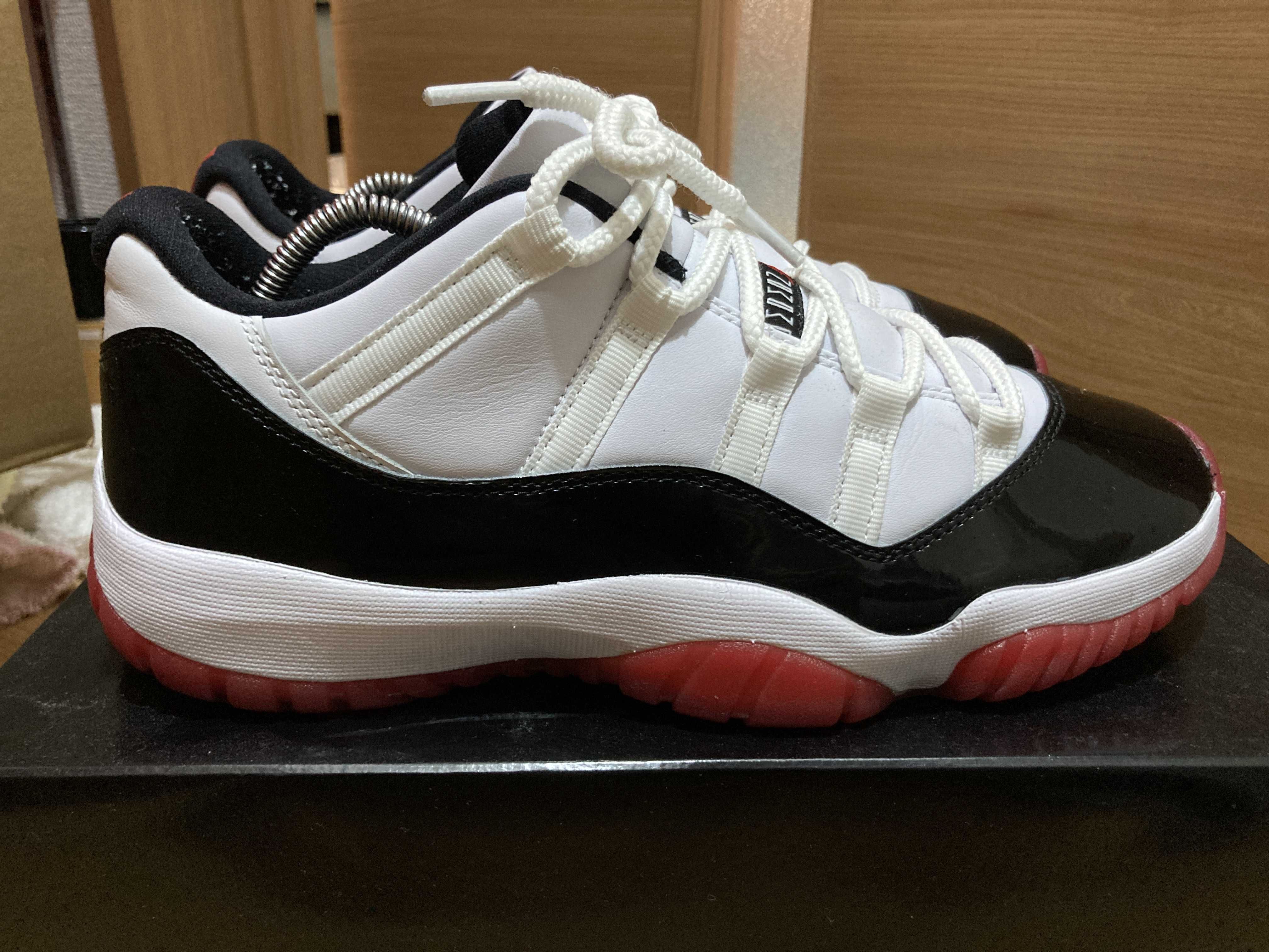 Nike Air Jordan 11 Low "Gym Red"
