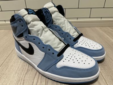 Nike Air Jordan 1 High OG "University Blue"