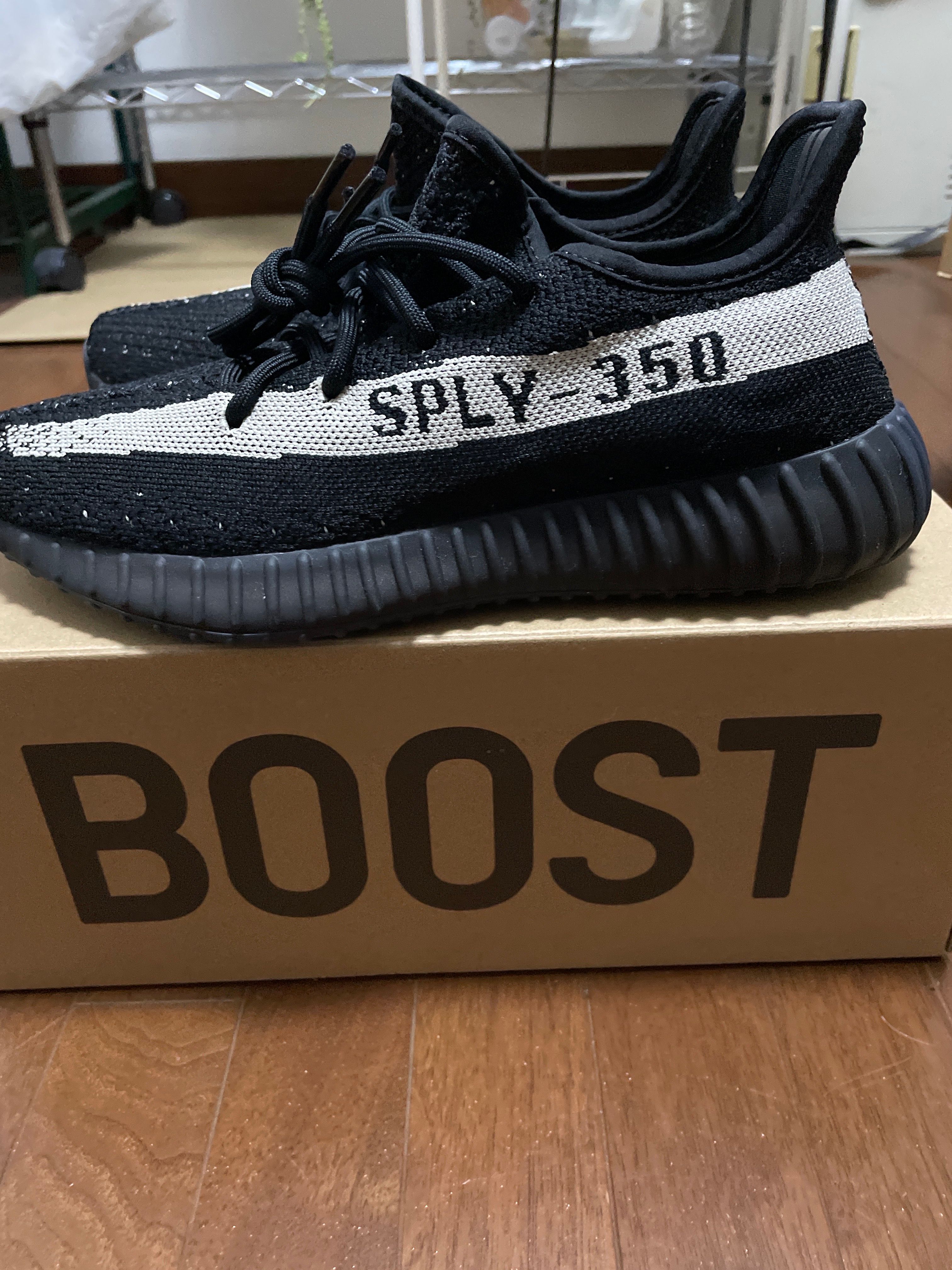 adidas YEEZY Boost 350 V2 "Oreo"
