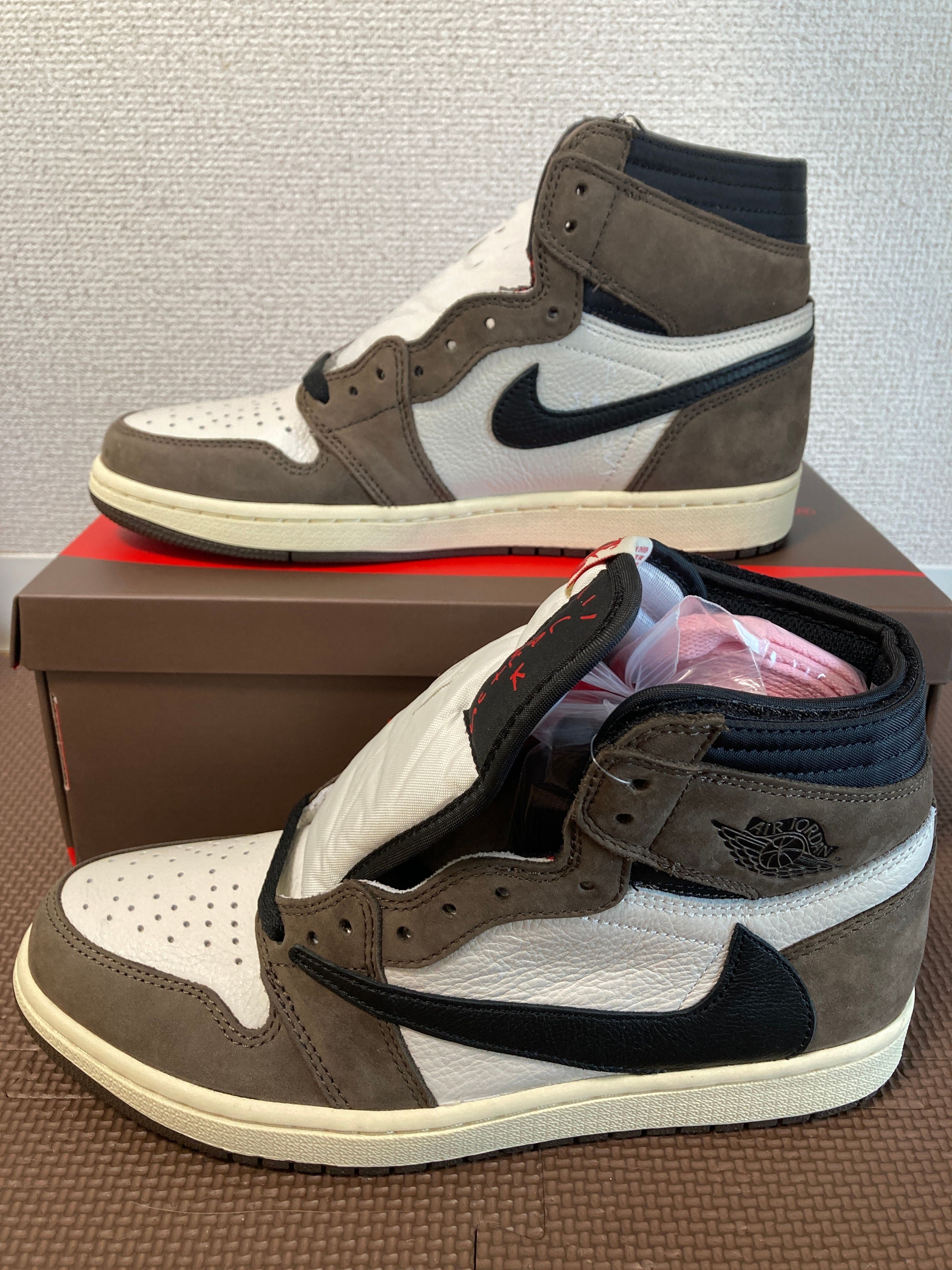 Travis Scott × Nike Air Jordan 1 Retro High OG TS SP "Sail/Dark Mocha"