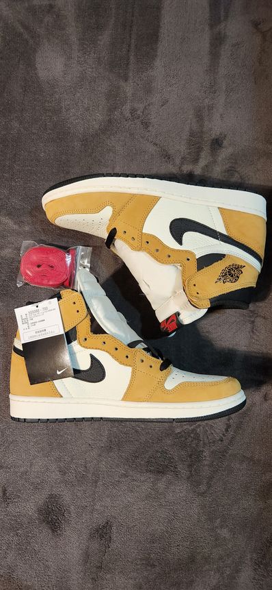 Nike Air Jordan 1 RETRO High "Rookie of The Year"