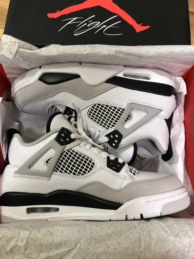 Nike GS Air Jordan 4 "Military Black"