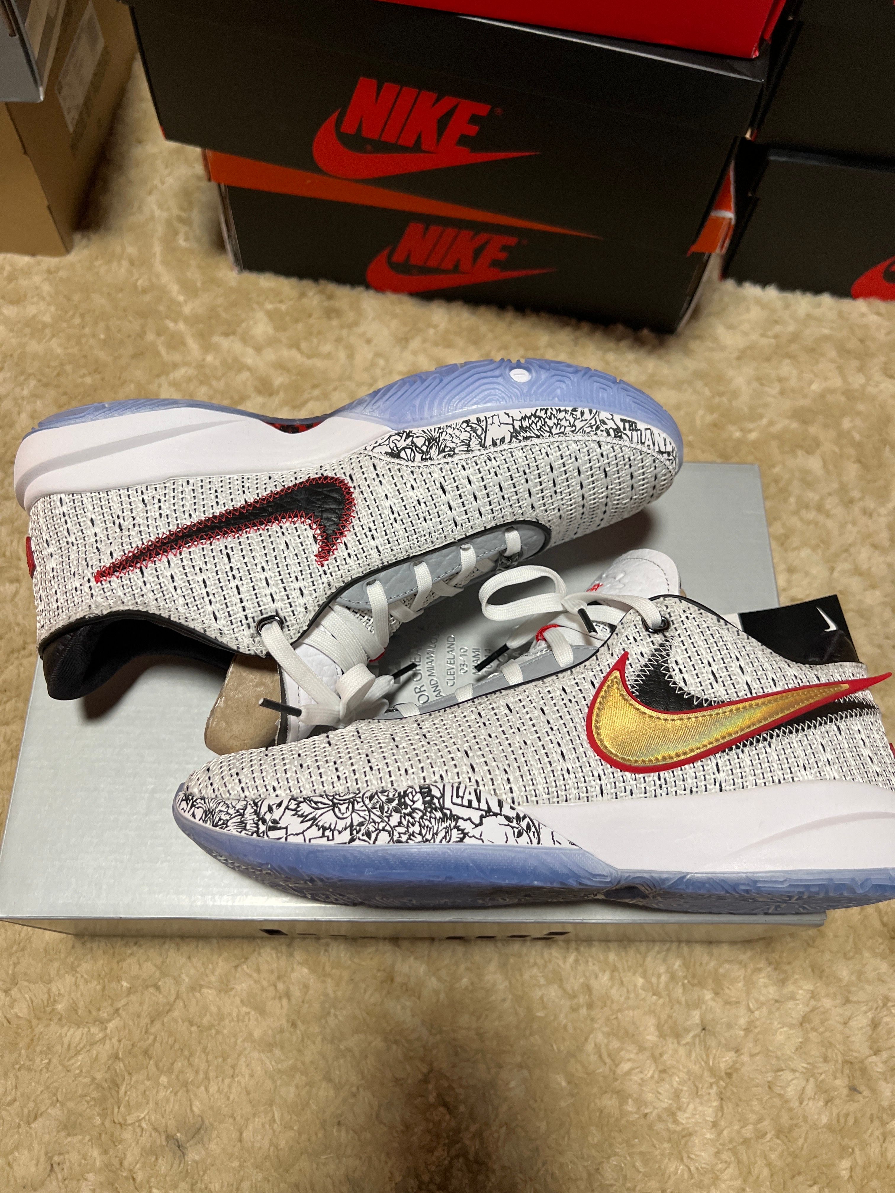 Nike Lebron 20 "White/Black/University Red/metallic Gold"