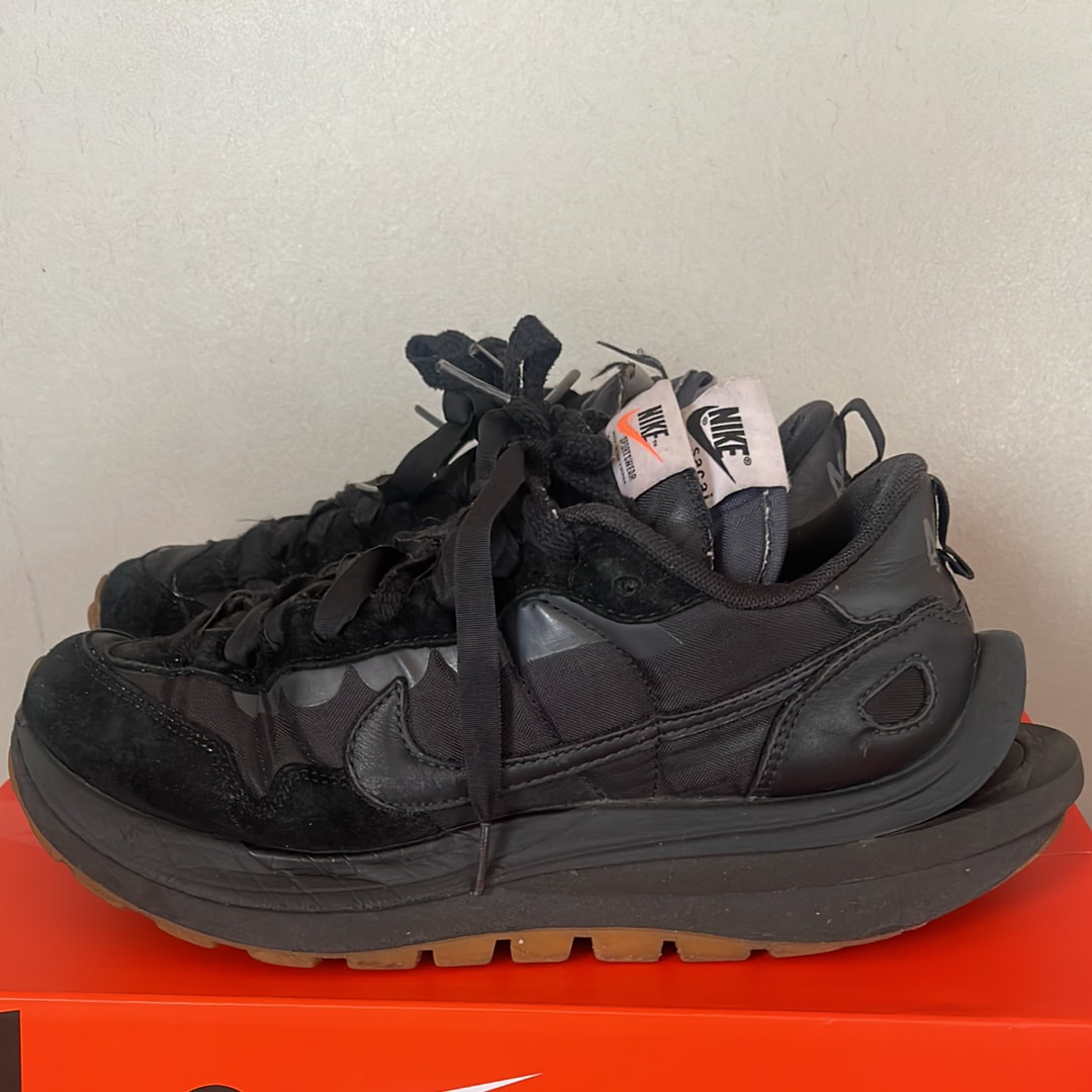 サカイ × ナイキ ヴェイパーワッフル "ブラックガム"
