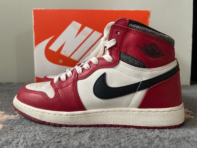 Nike GS Air Jordan 1 High OG "Lost & Found/Chicago"