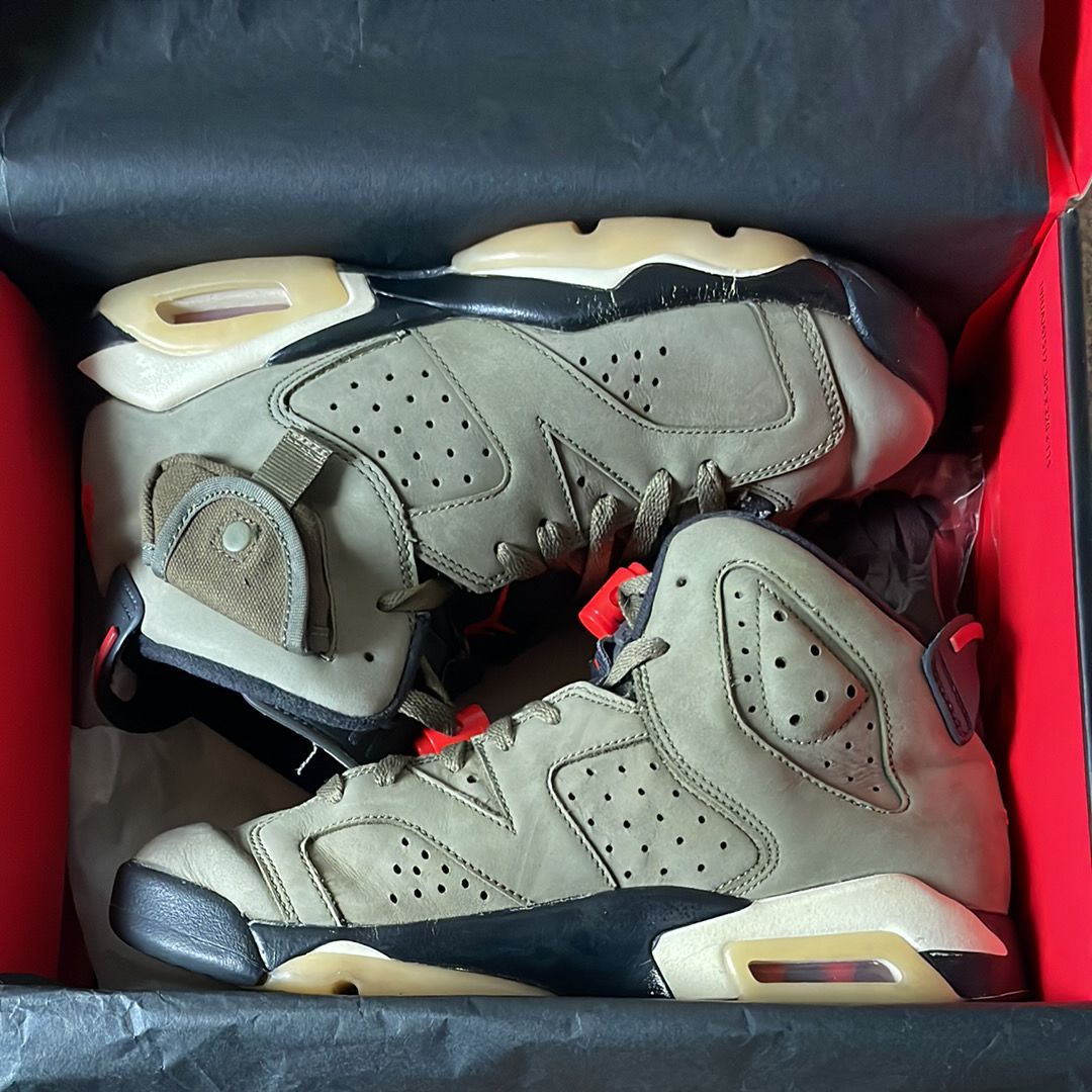 Travis Scott × Nike GS Air Jordan 6 Retro "Medium Olive"