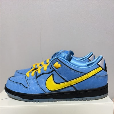 The Powerpuff Girls × Nike SB Dunk Low Pro QS The Powerpuff Girls × Nike SB Dunk Low Pro QS
