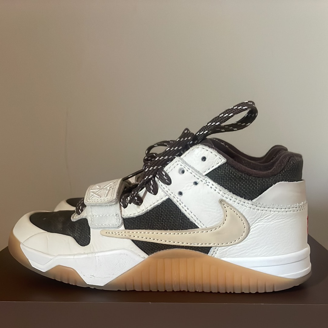 Travis Scott × Nike Jordan Jumpman Jack TR "Sail and Dark Mocha"