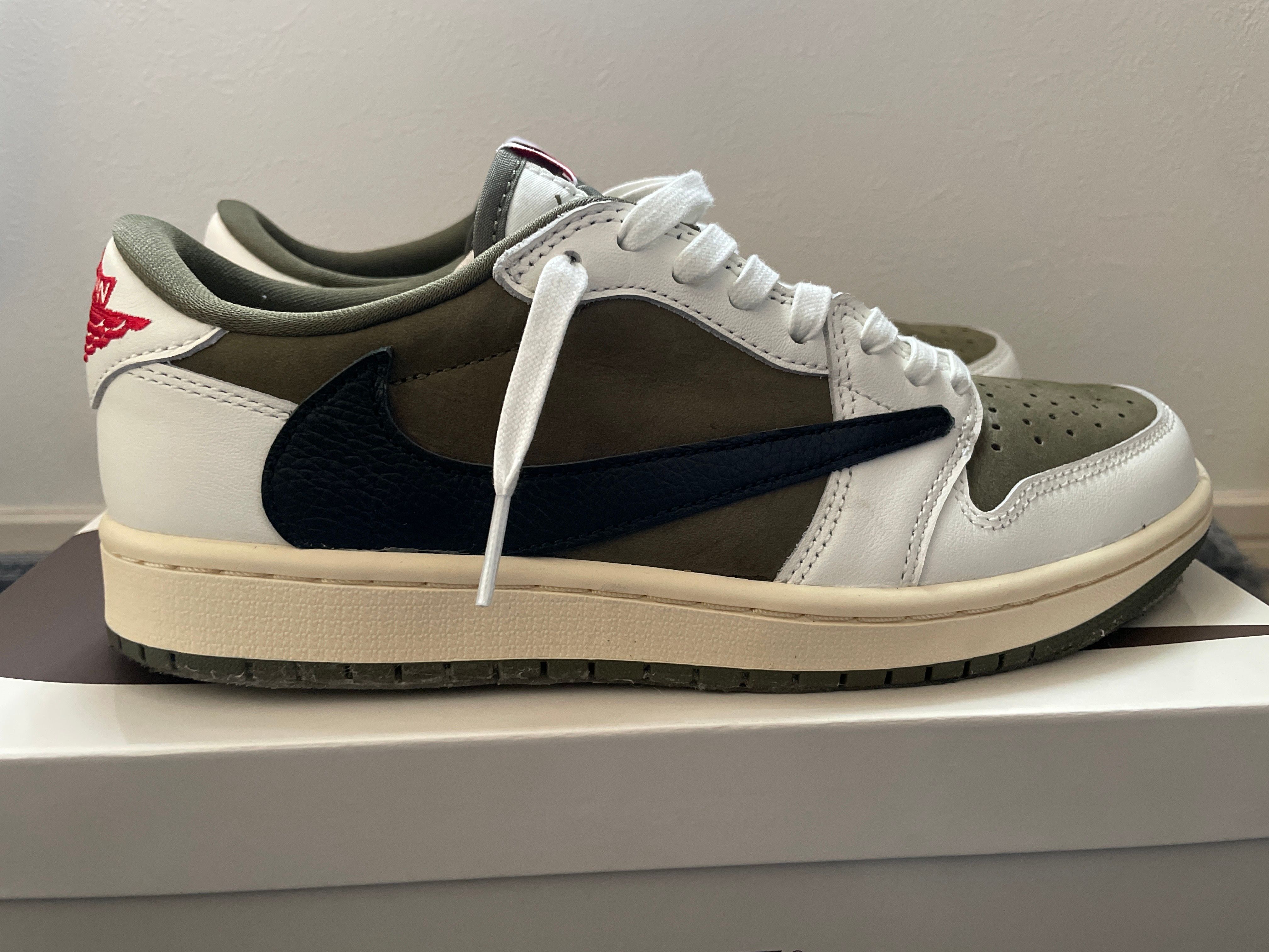 Travis Scott × Nike Air Jordan 1 Low OG SP "Reverse Olive"