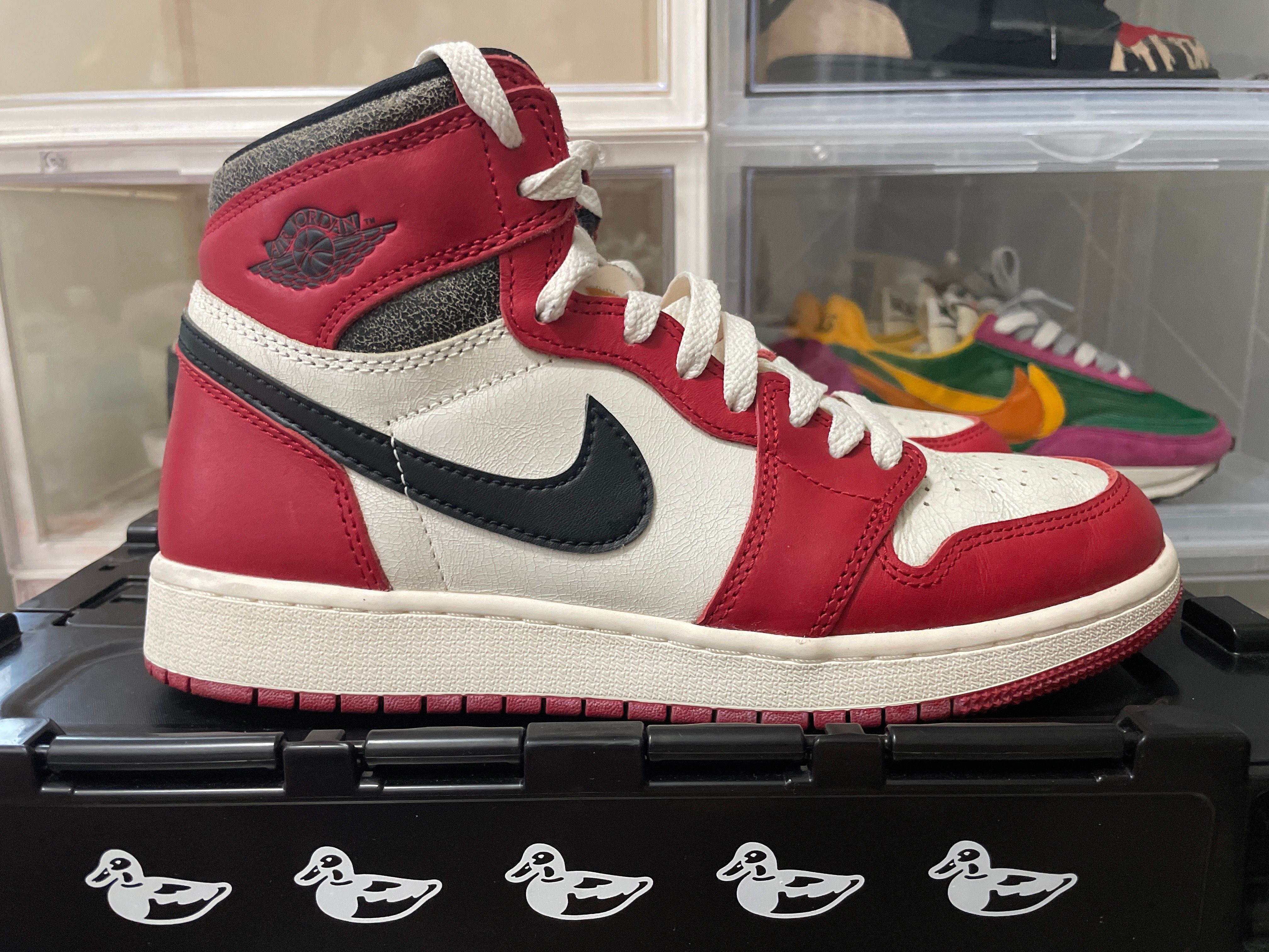 Nike GS Air Jordan 1 High OG "Lost & Found/Chicago"