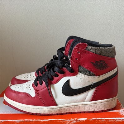 Nike Air Jordan 1 High OG "Lost & Found/Chicago"