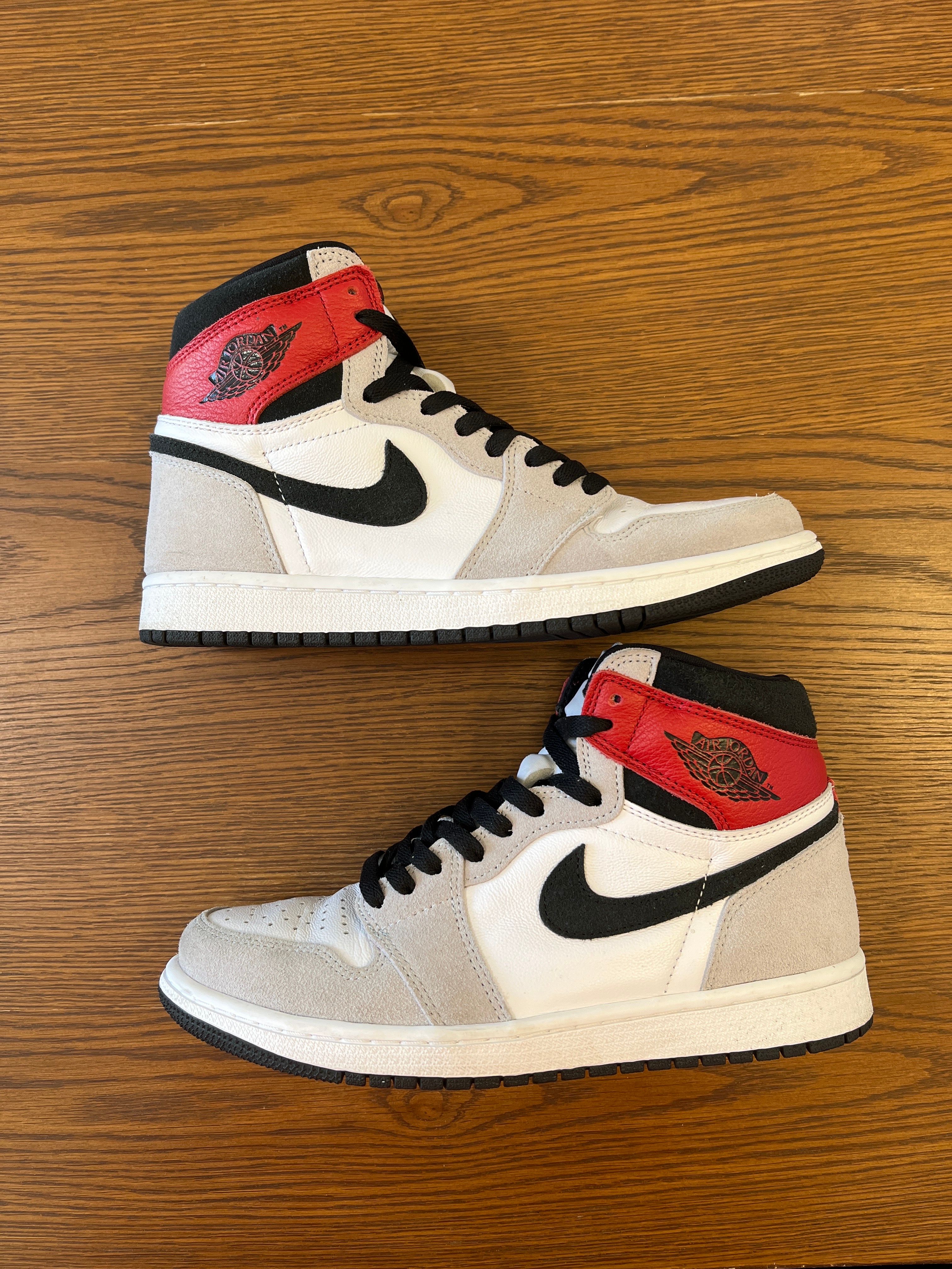 Nike Air Jordan 1 High OG "White/Black/Light Smoke Grey"