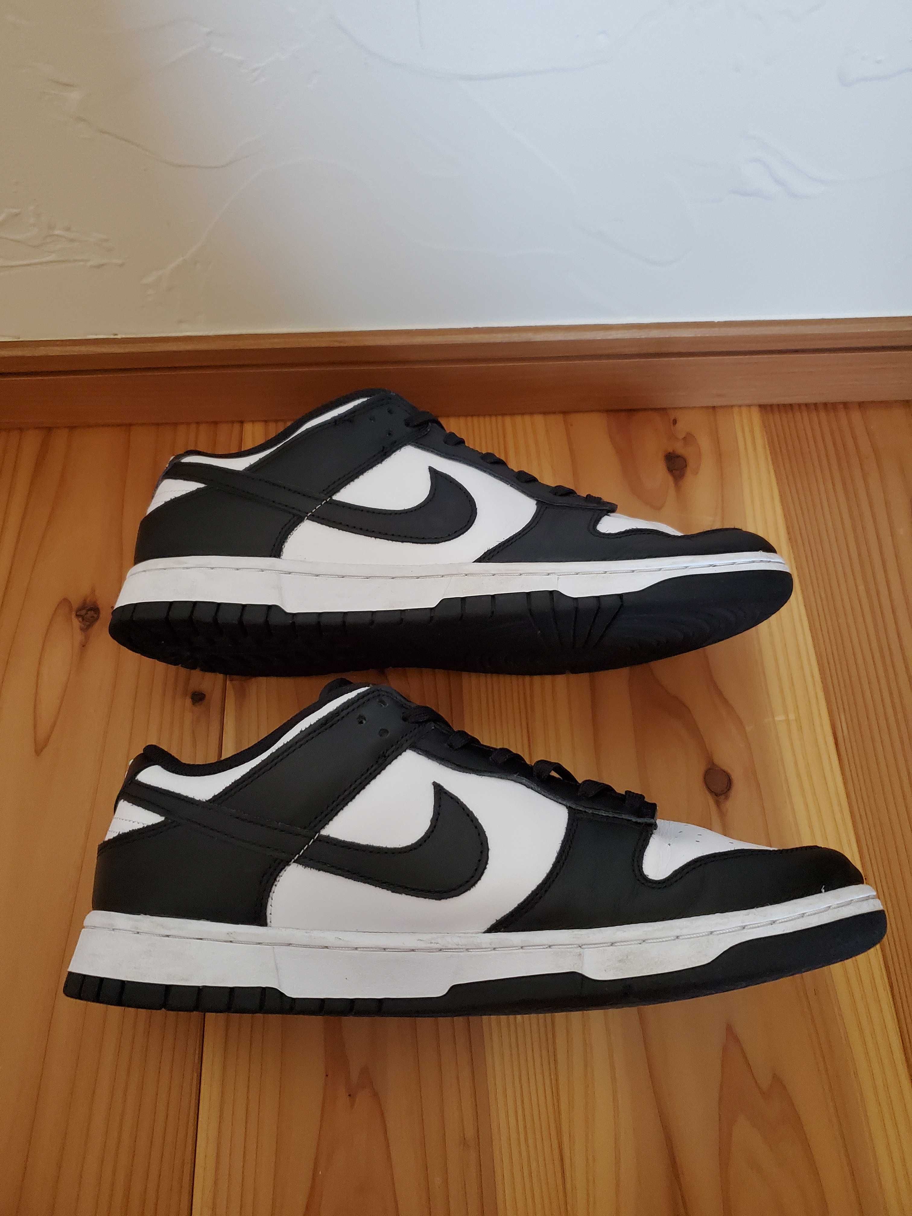 Nike Women's Dunk Low "White/Black"