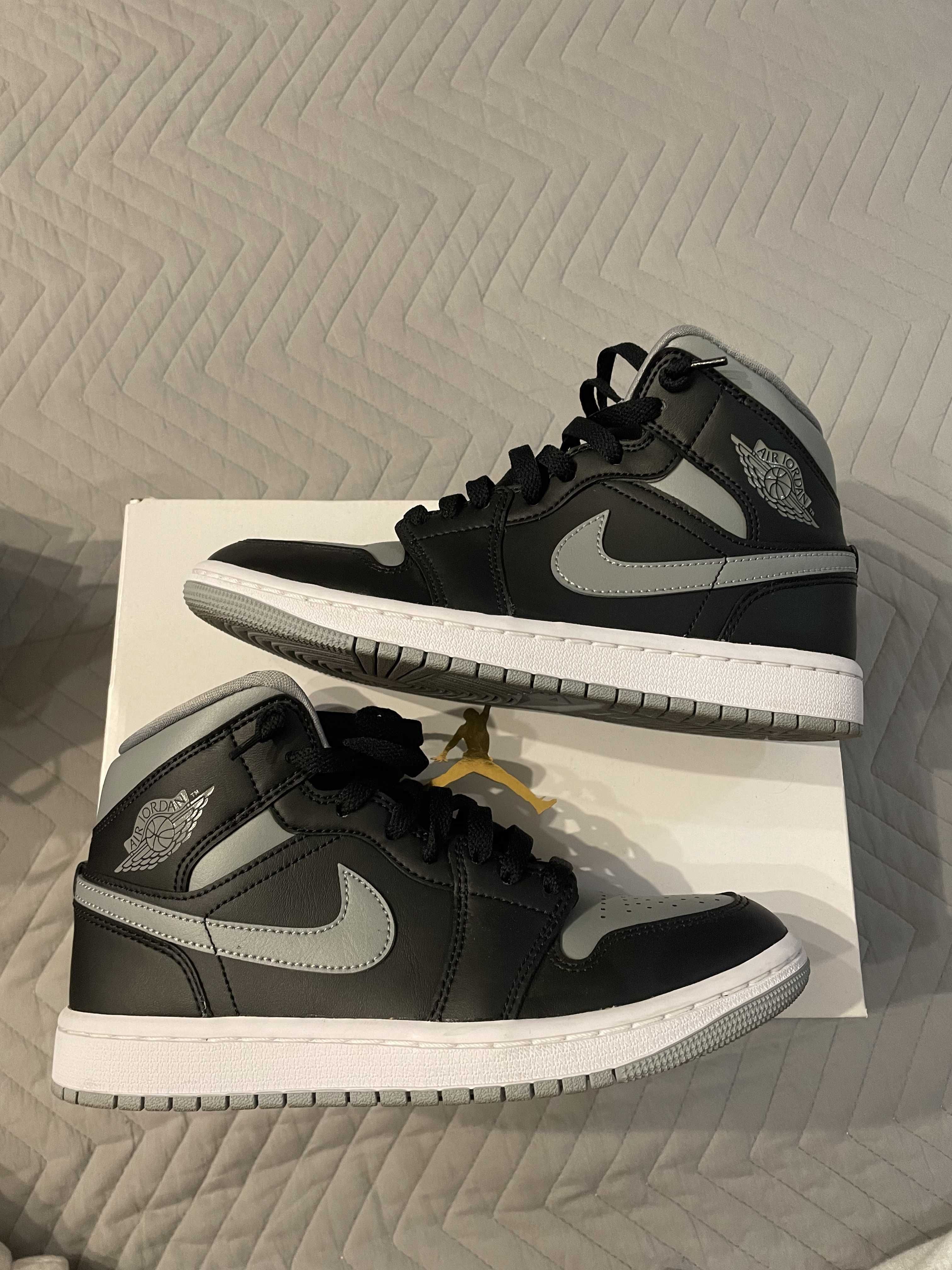 Nike Women's Air Jordan 1 Mid "Shadow"
