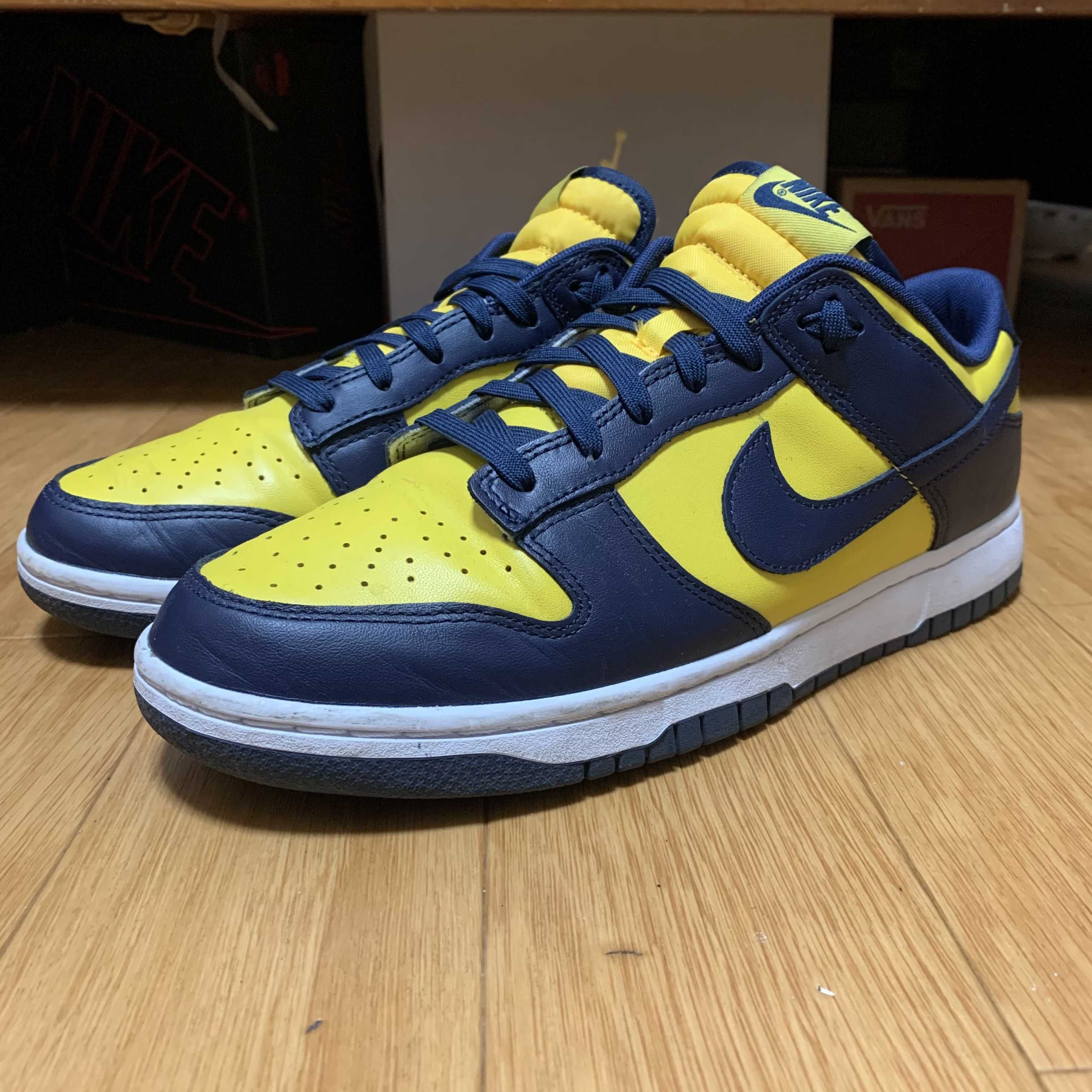 Nike Dunk Low "Michigan"