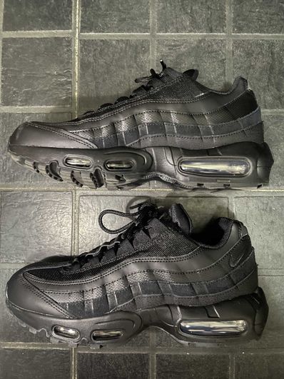 Nike Air Max 95 Essential "Black/Dark Grey/Black"