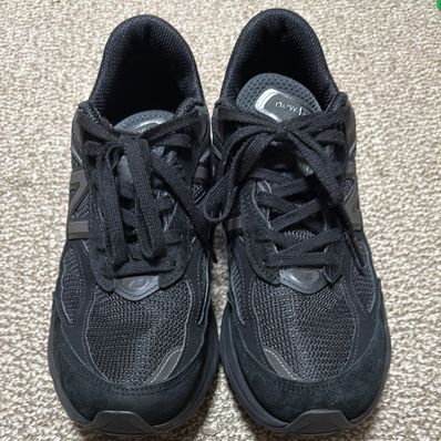 New Balance 990V6 "Triple Black"