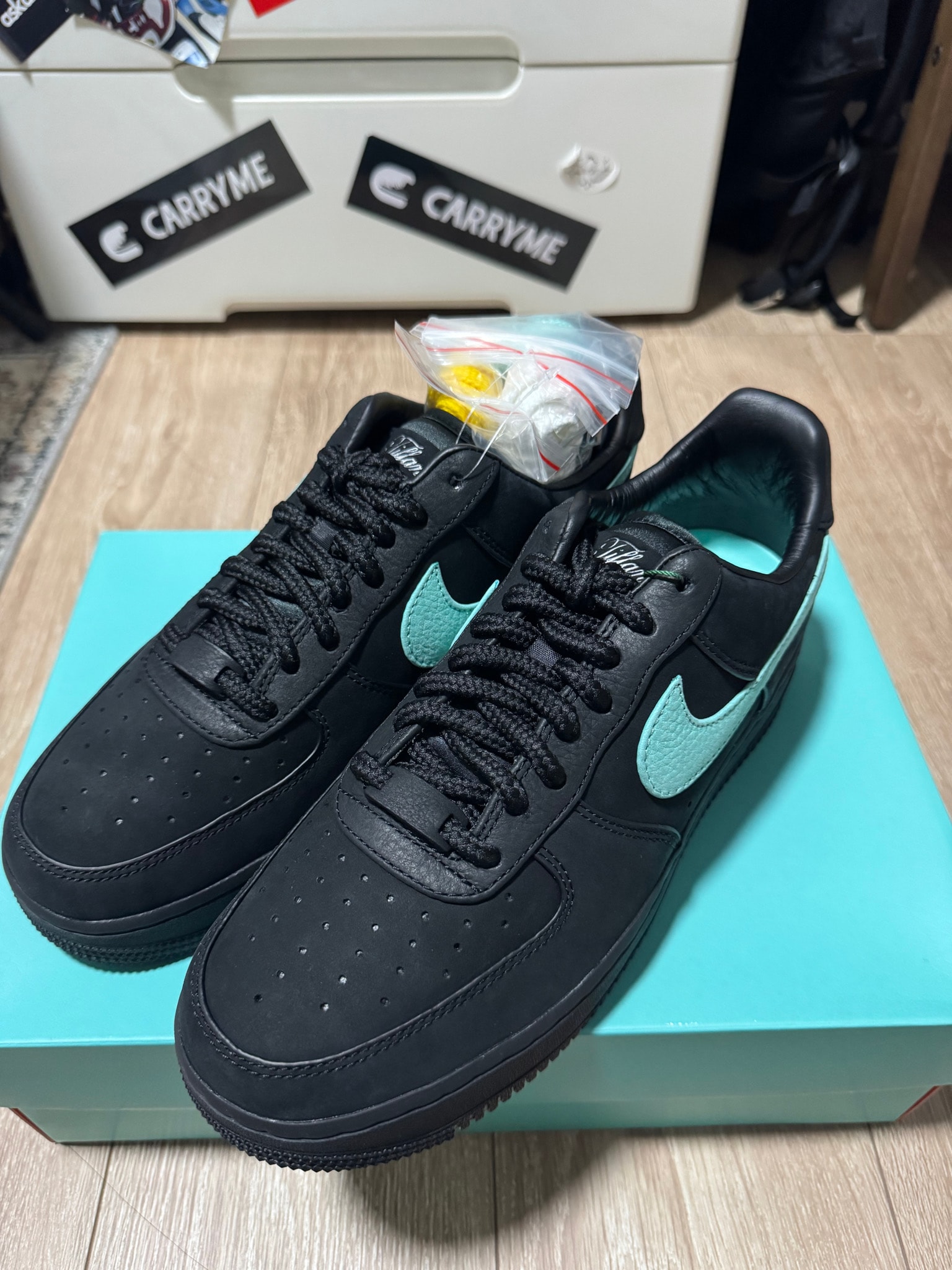 Tiffany & Co. × Nike Air Force 1 Low "1837"