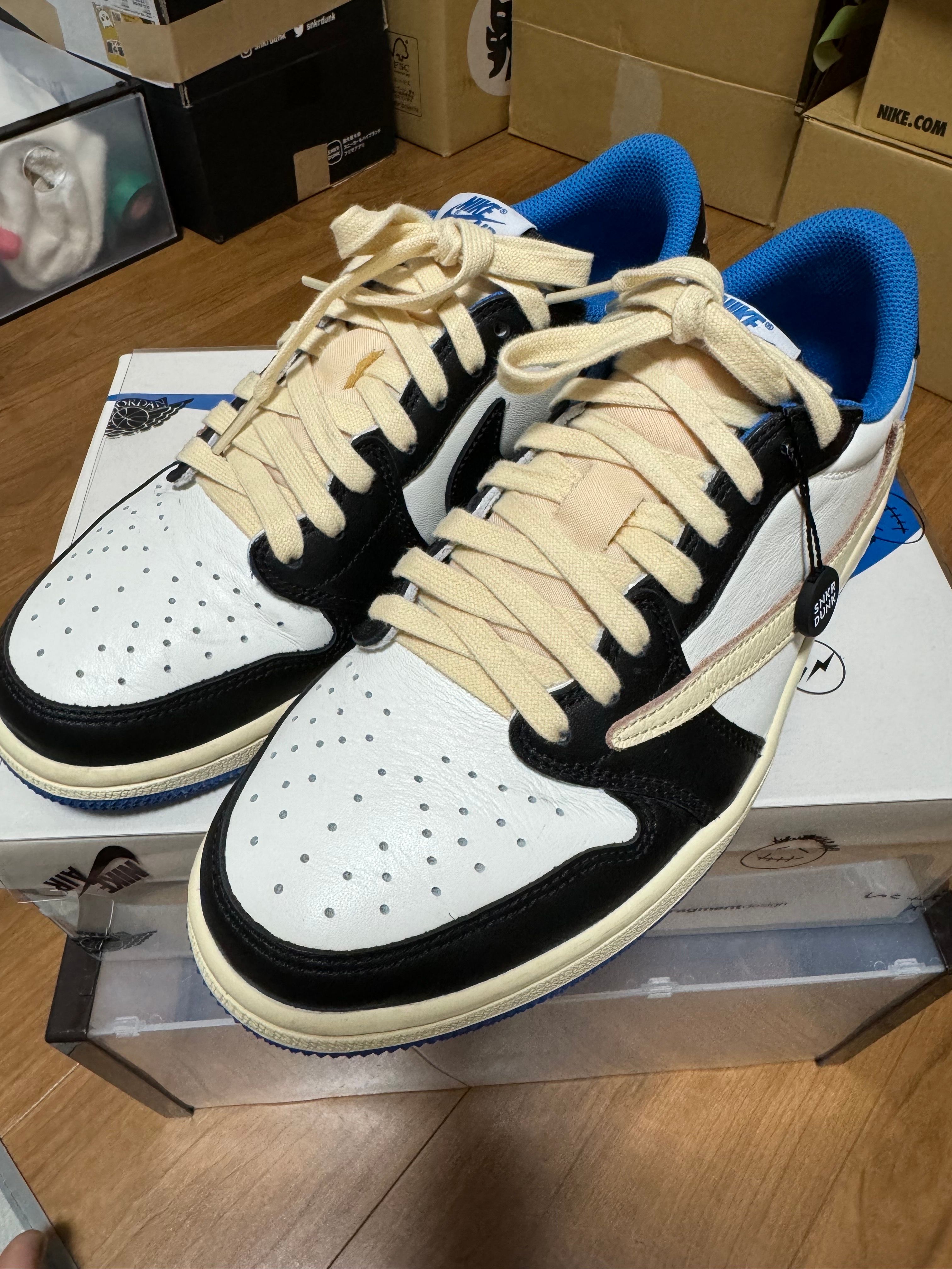Travis Scott × fragment design × Nike Air Jordan 1 Low OG SP "Military Blue"