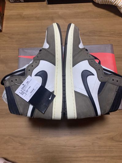 Travis Scott × Nike Air Jordan 1 Retro High OG TS SP "Sail/Dark Mocha"