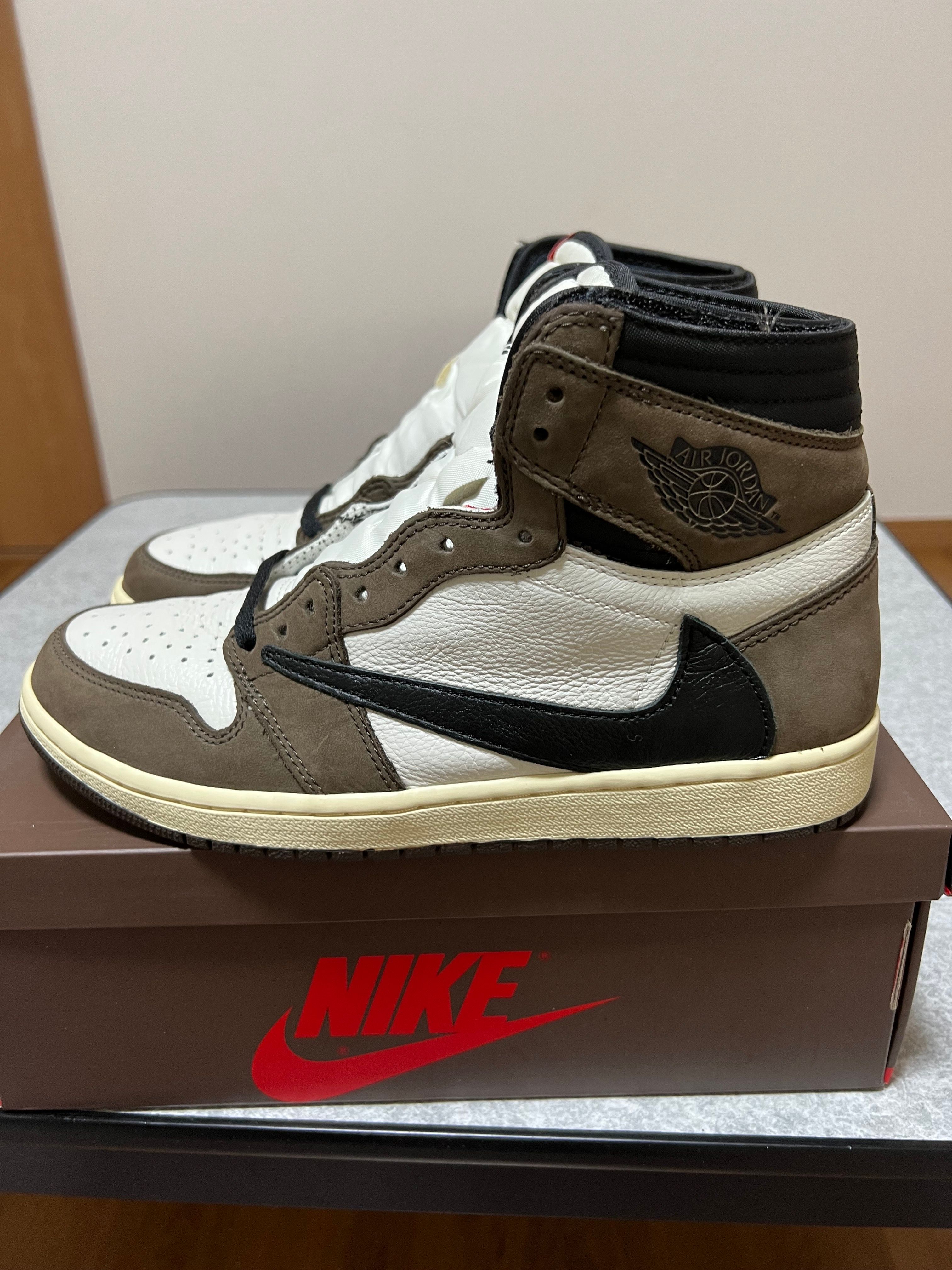 Travis Scott × Nike Air Jordan 1 Retro High OG TS SP "Sail/Dark Mocha"