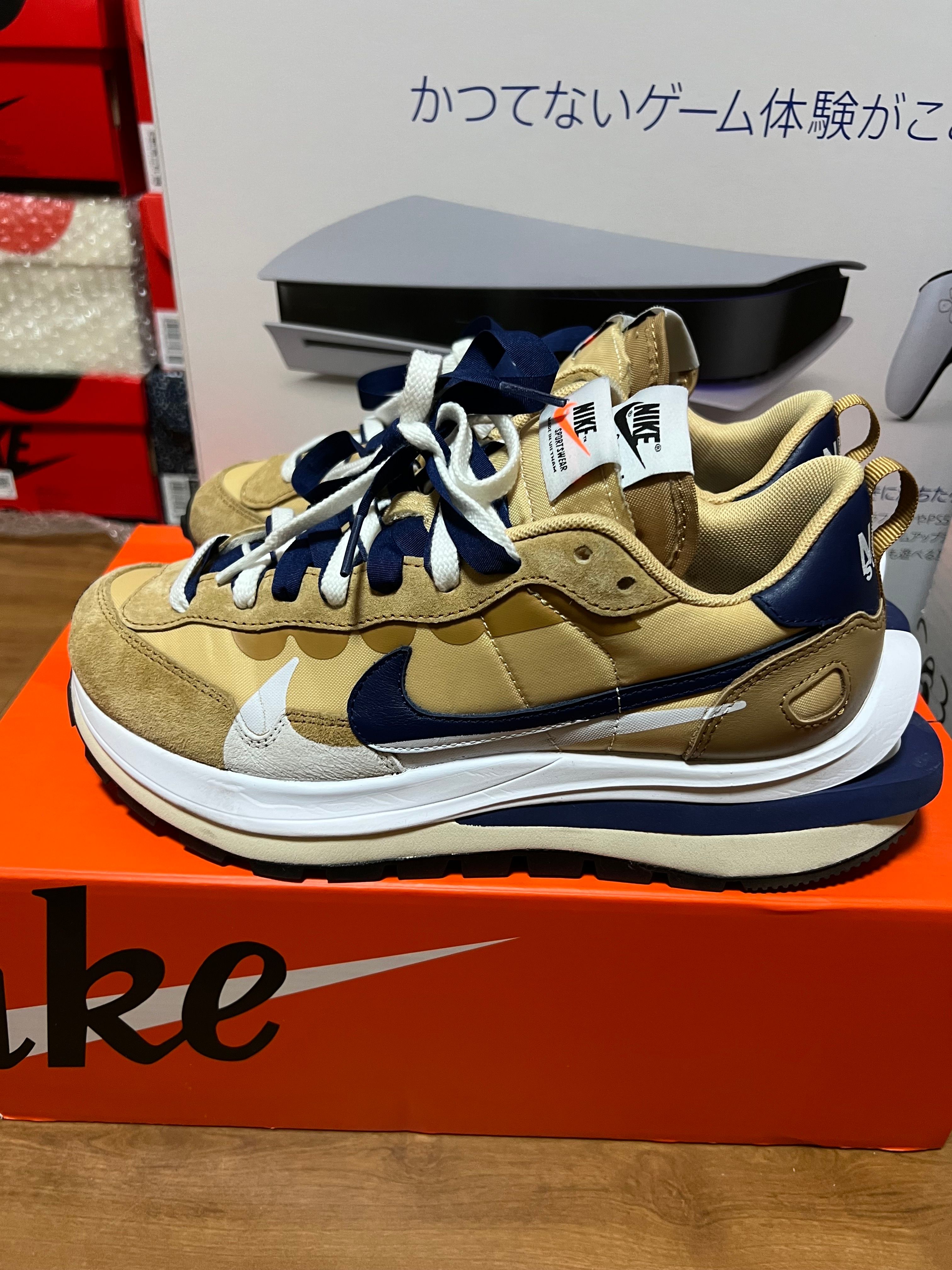 Sacai × Nike Vapor Waffle "Sesame And Blue Void"