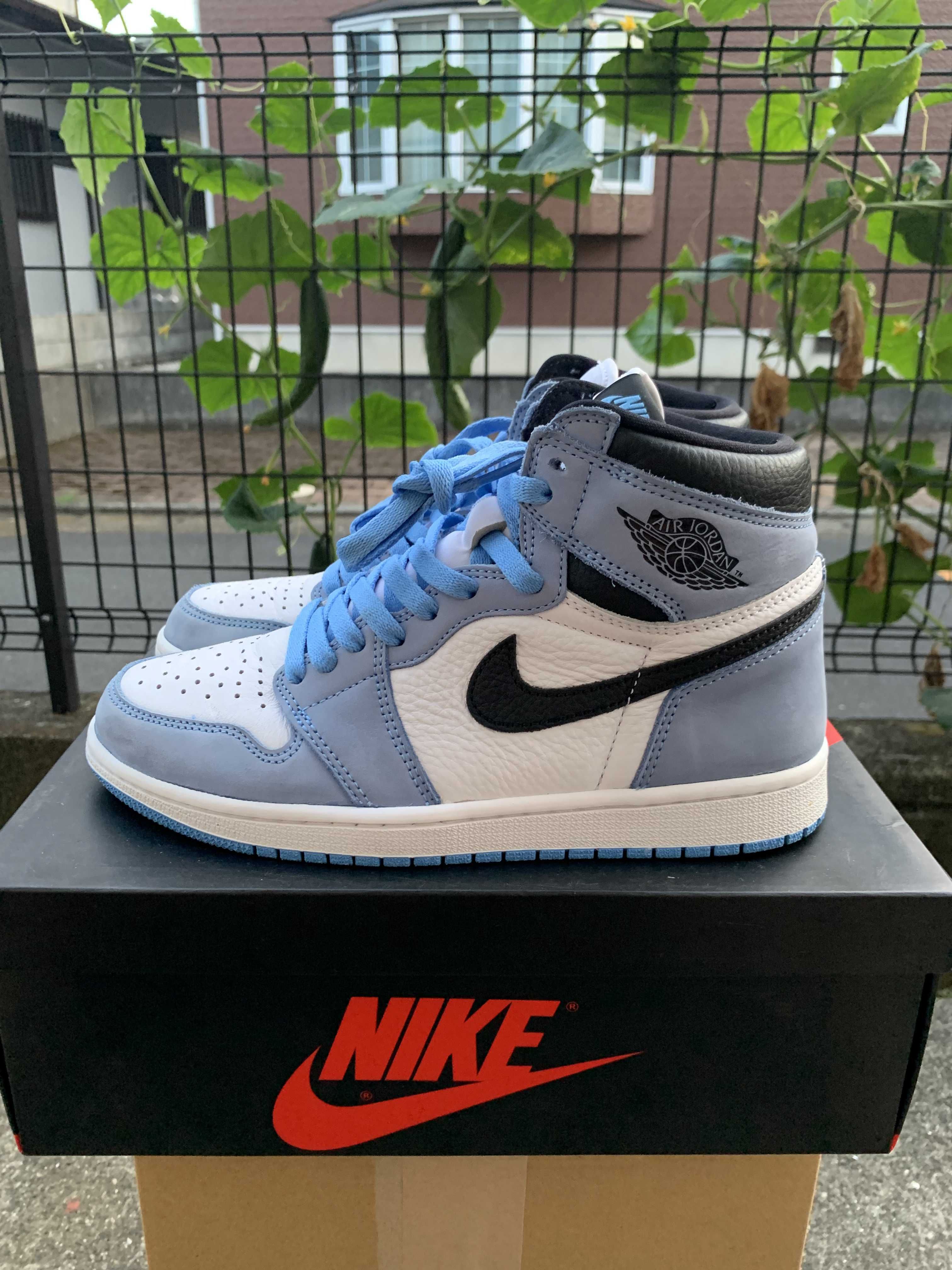 Nike Air Jordan 1 High OG "University Blue"