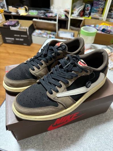 Travis Scott × Nike Air Jordan 1 Low OG SP-T "Black/Dark Mocha"