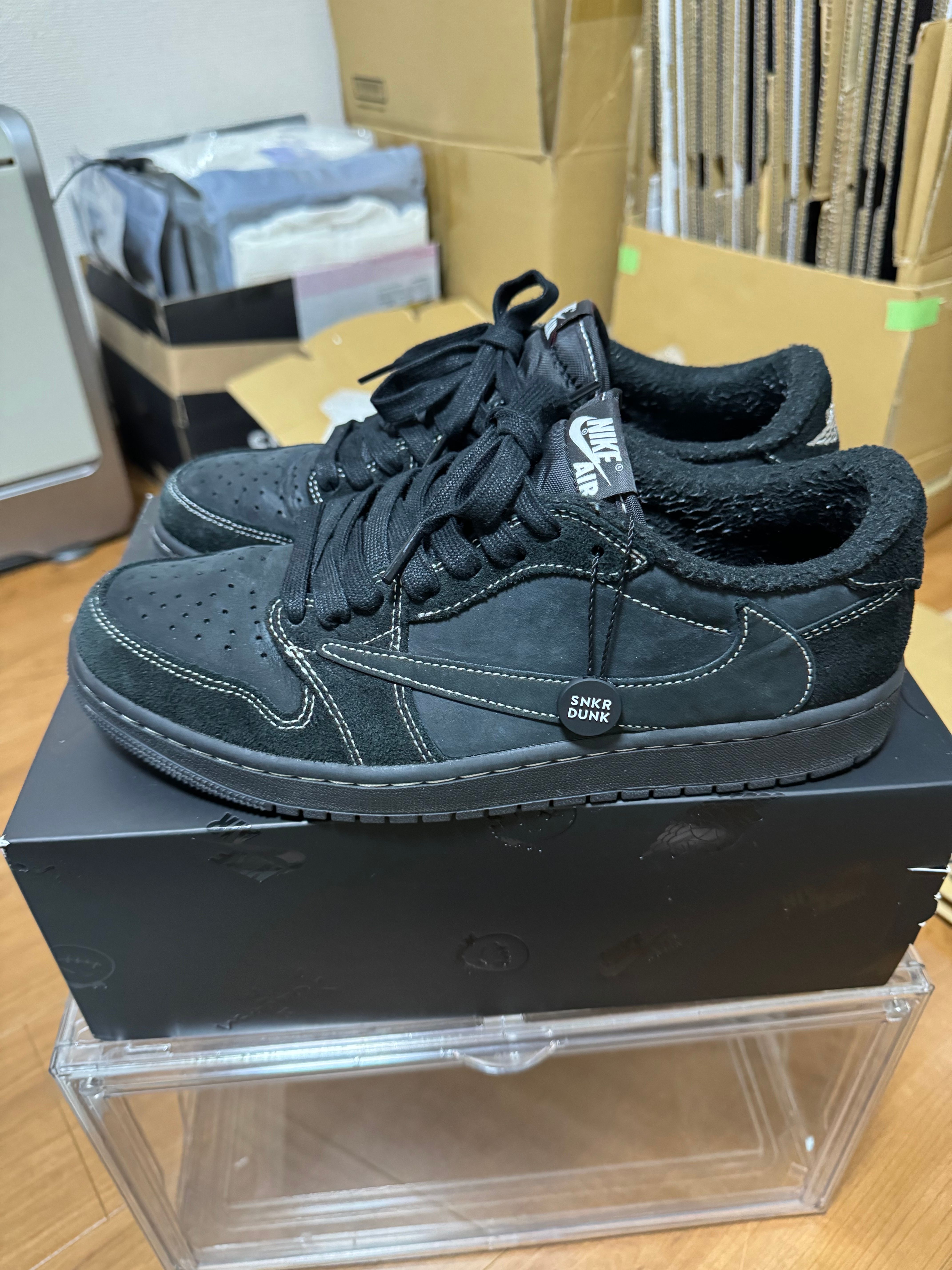 Travis Scott × Nike Air Jordan 1 Low OG SP "Black Phantom"