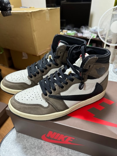Travis Scott × Nike Air Jordan 1 Retro High OG TS SP "Sail/Dark Mocha"