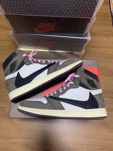 Travis Scott × Nike Air Jordan 1 Retro High OG TS SP "Sail/Dark Mocha"