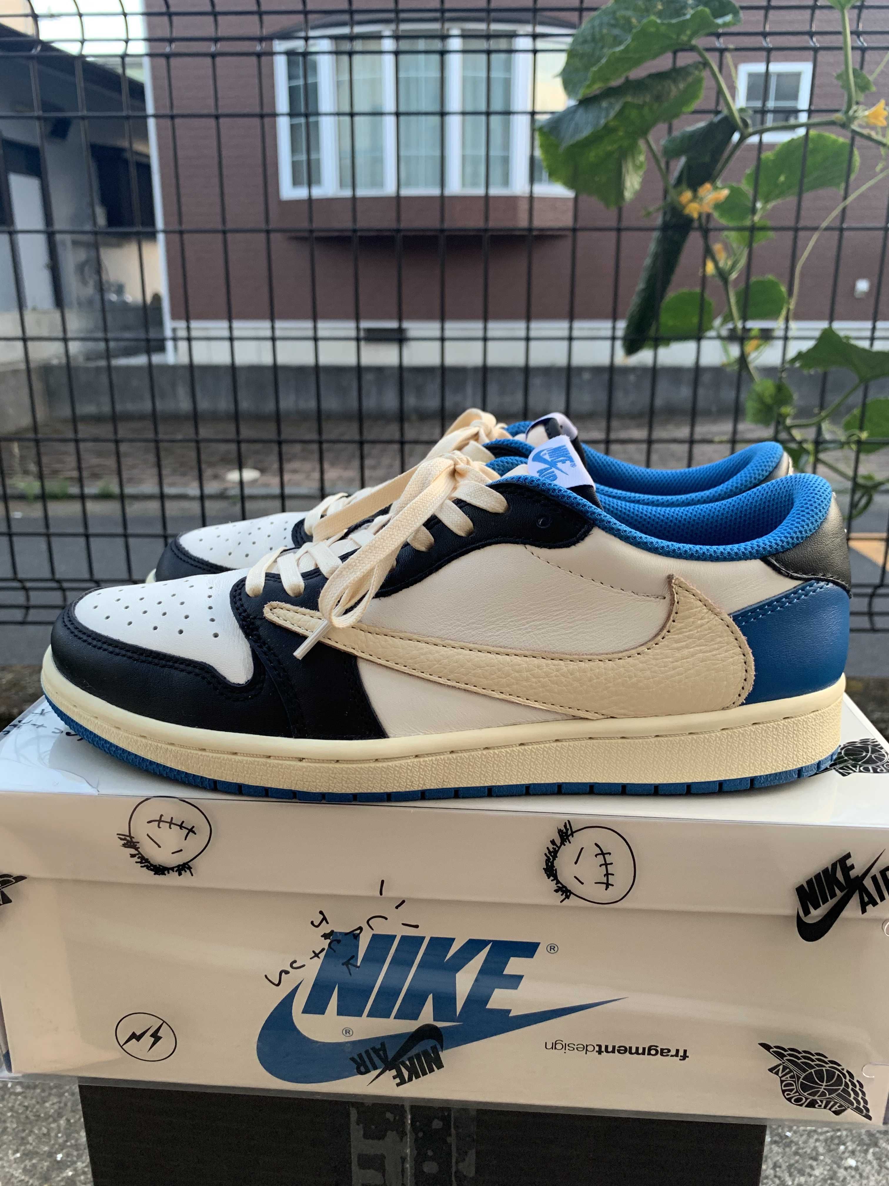 Travis Scott × fragment design × Nike Air Jordan 1 Low OG SP "Military Blue"