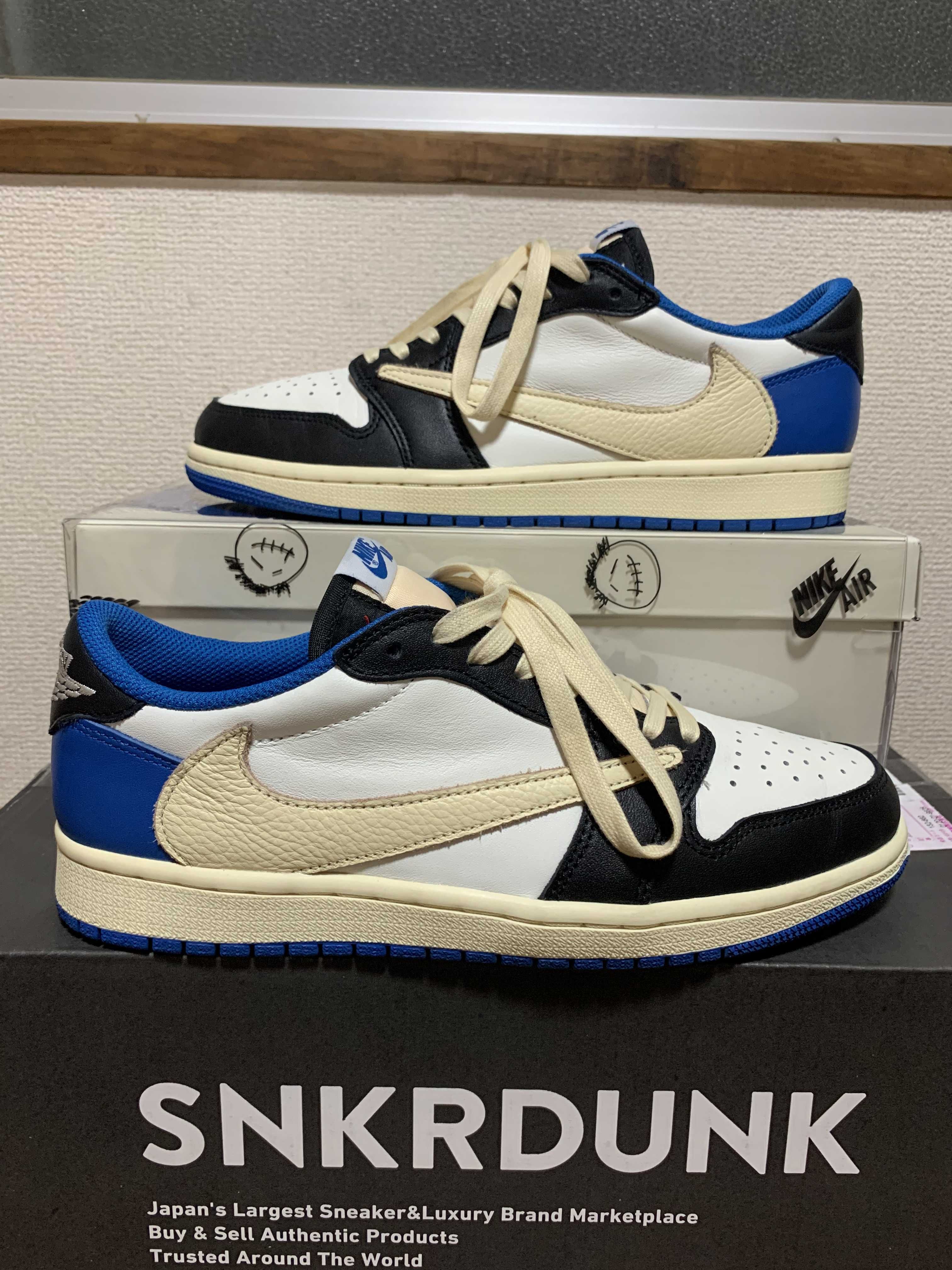 Travis Scott × fragment design × Nike Air Jordan 1 Low OG SP "Military Blue"