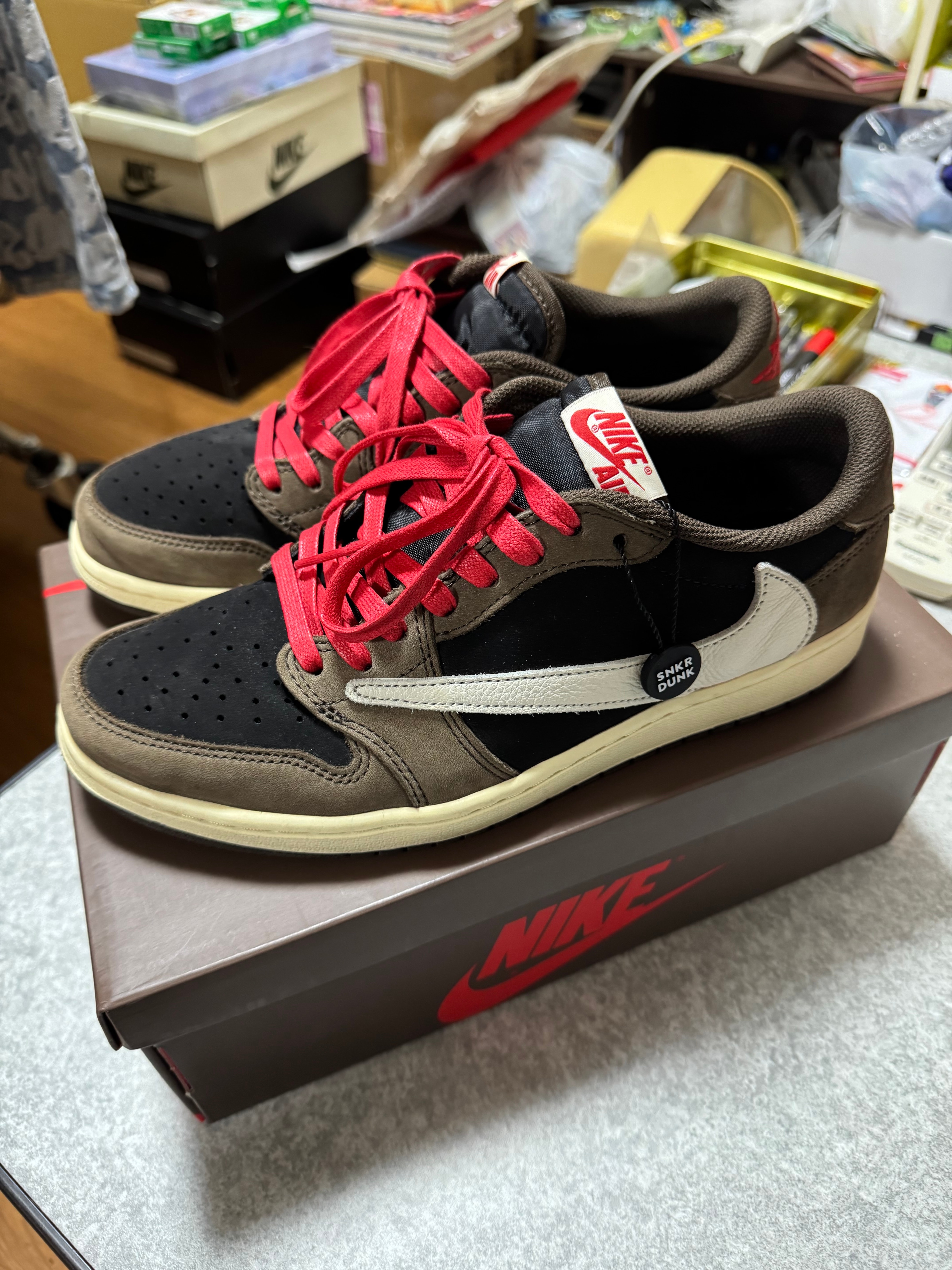 Travis Scott × Nike Air Jordan 1 Low OG SP-T "Black/Dark Mocha"