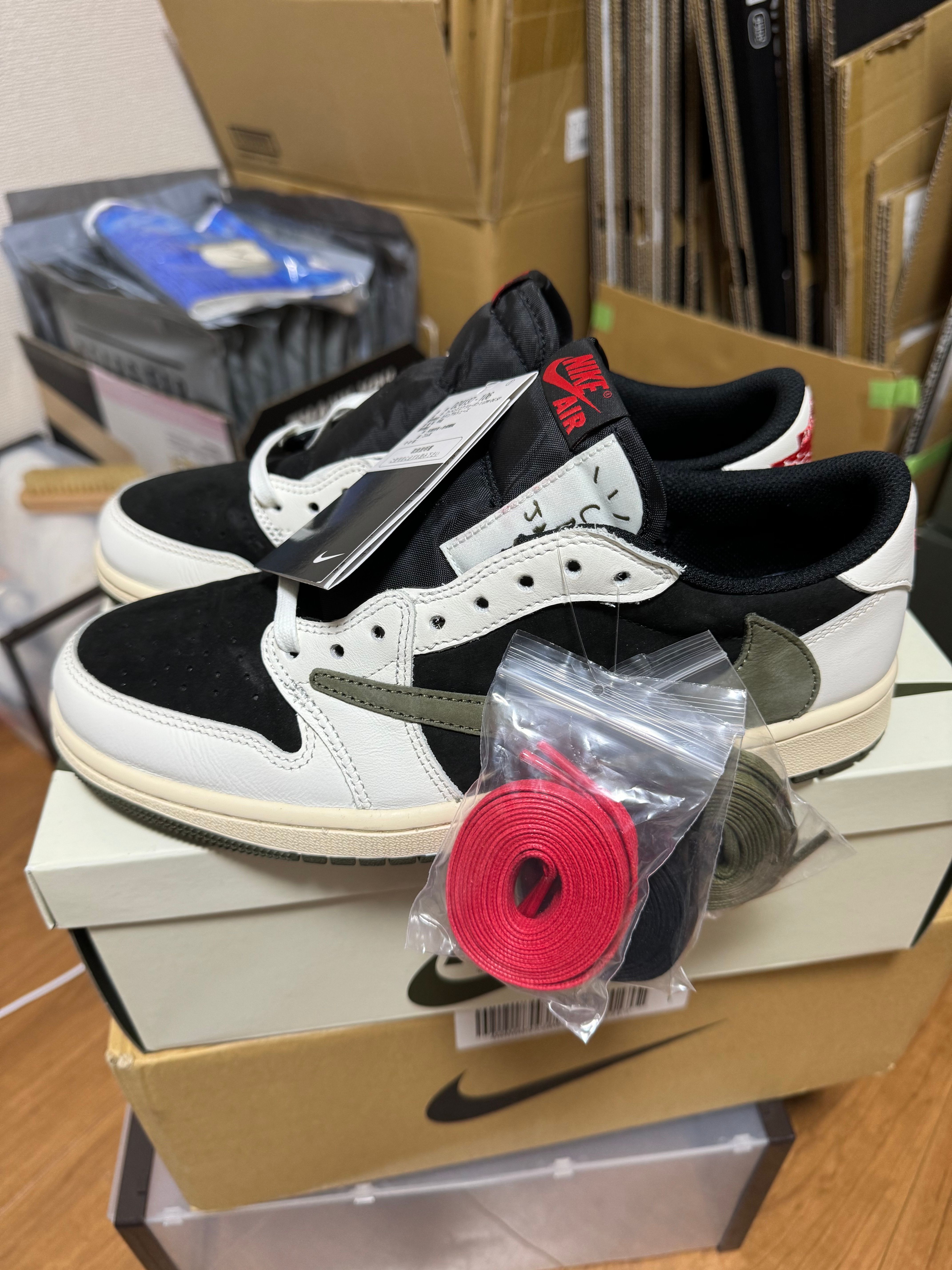 Travis Scott × Nike Women's Air Jordan 1 Low OG "Medium Olive"