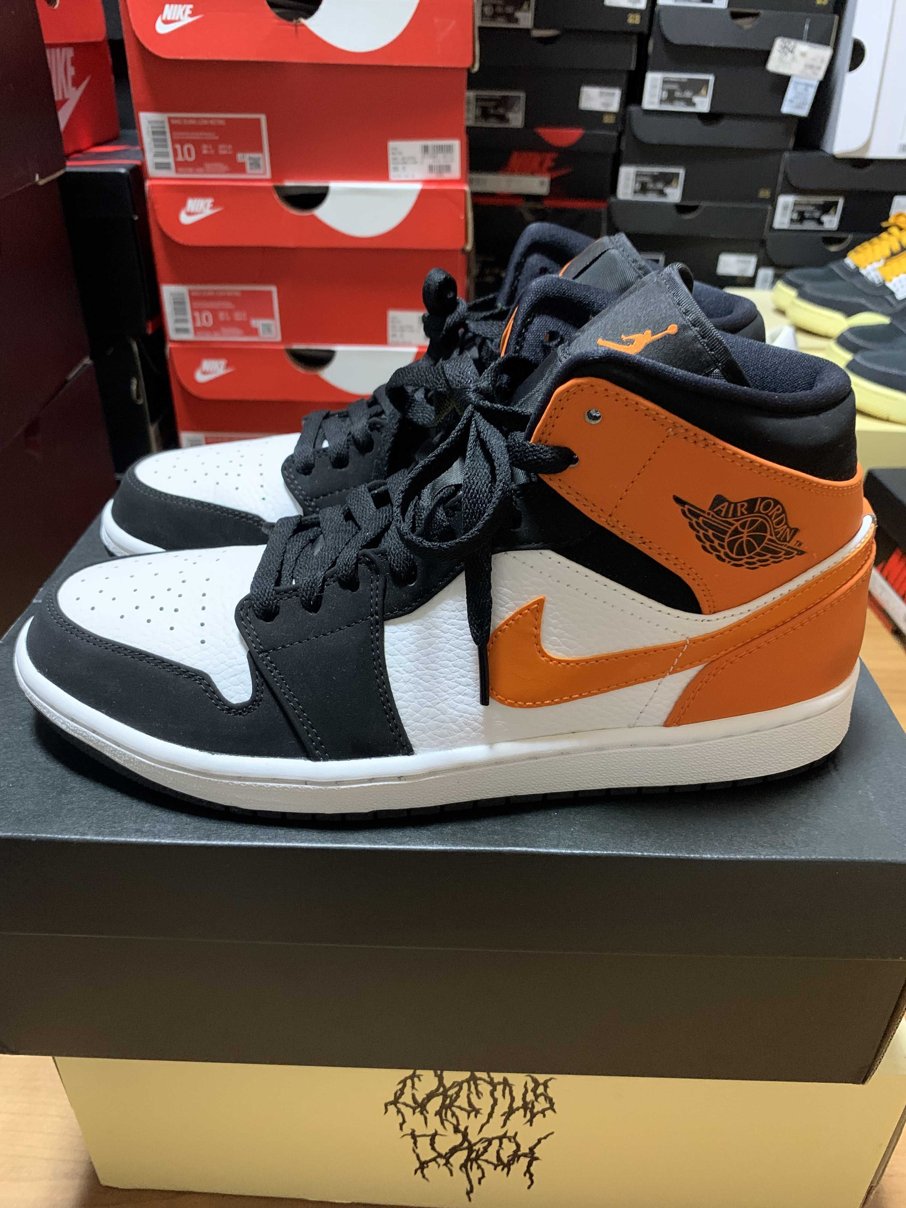 NIKE AIR JORDAN 1 MID "SHATTERED BACKBOARD"