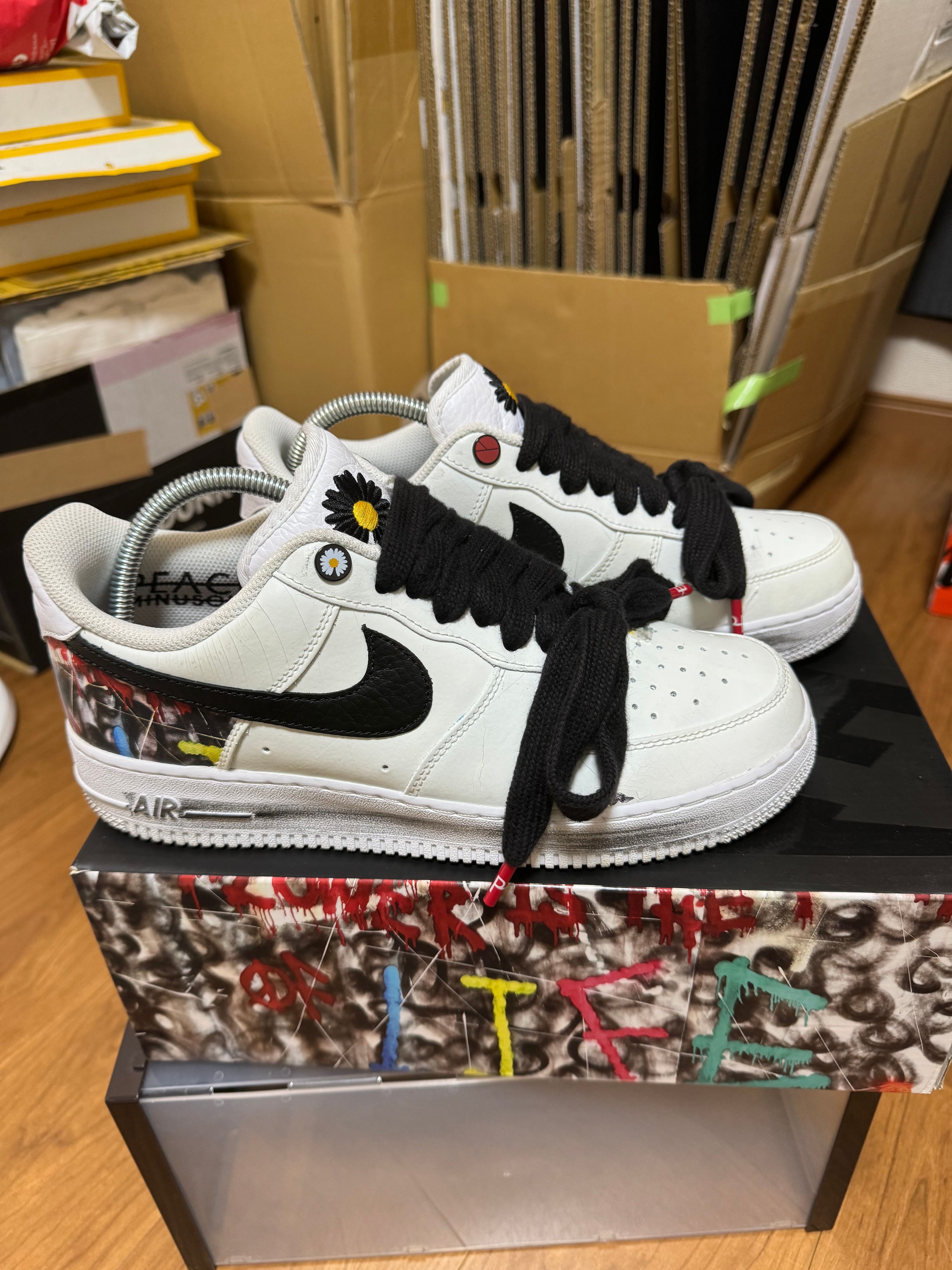 PEACEMINUSONE × Nike Air Force 1 Low "Para-noise/White/Black" / G-DRAGON