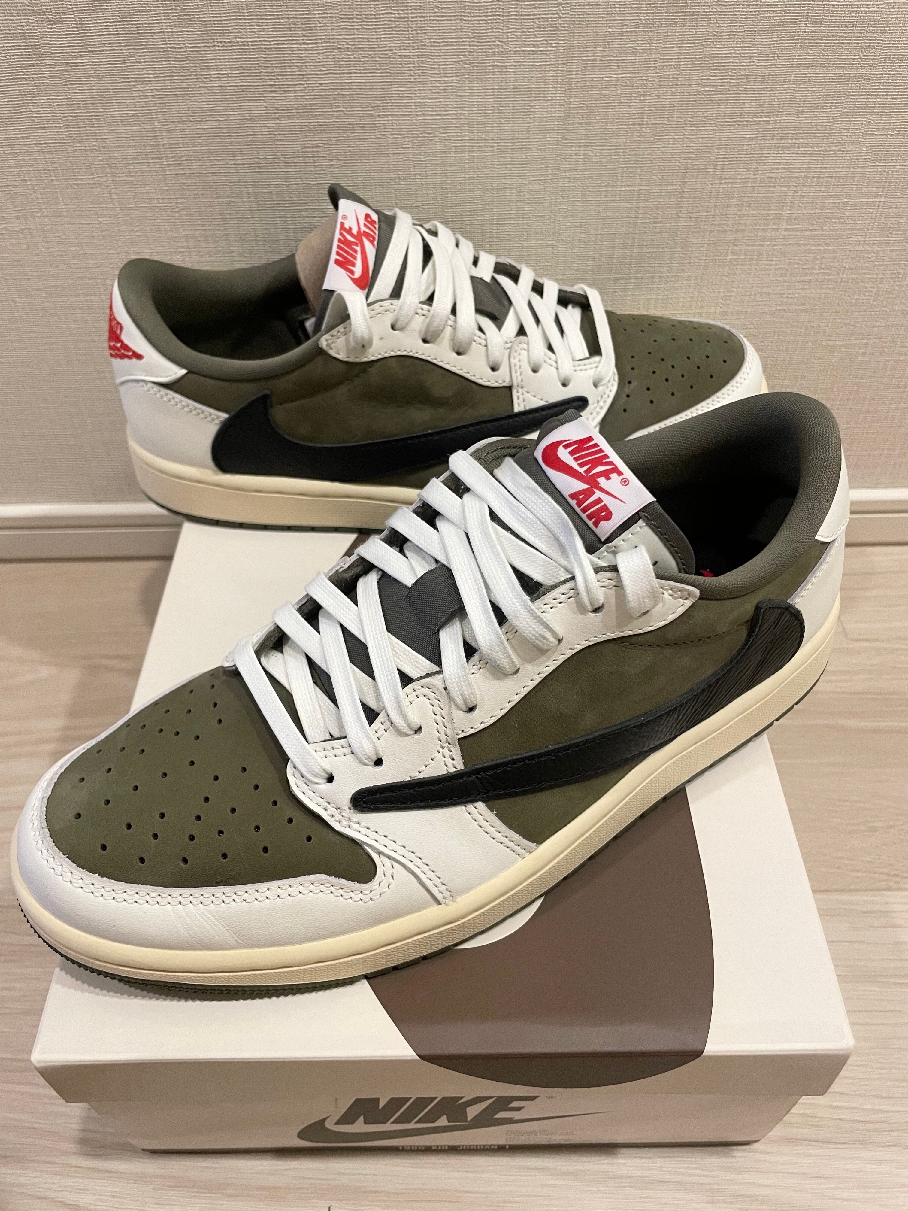 Travis Scott × Nike Air Jordan 1 Low OG SP "Reverse Olive"
