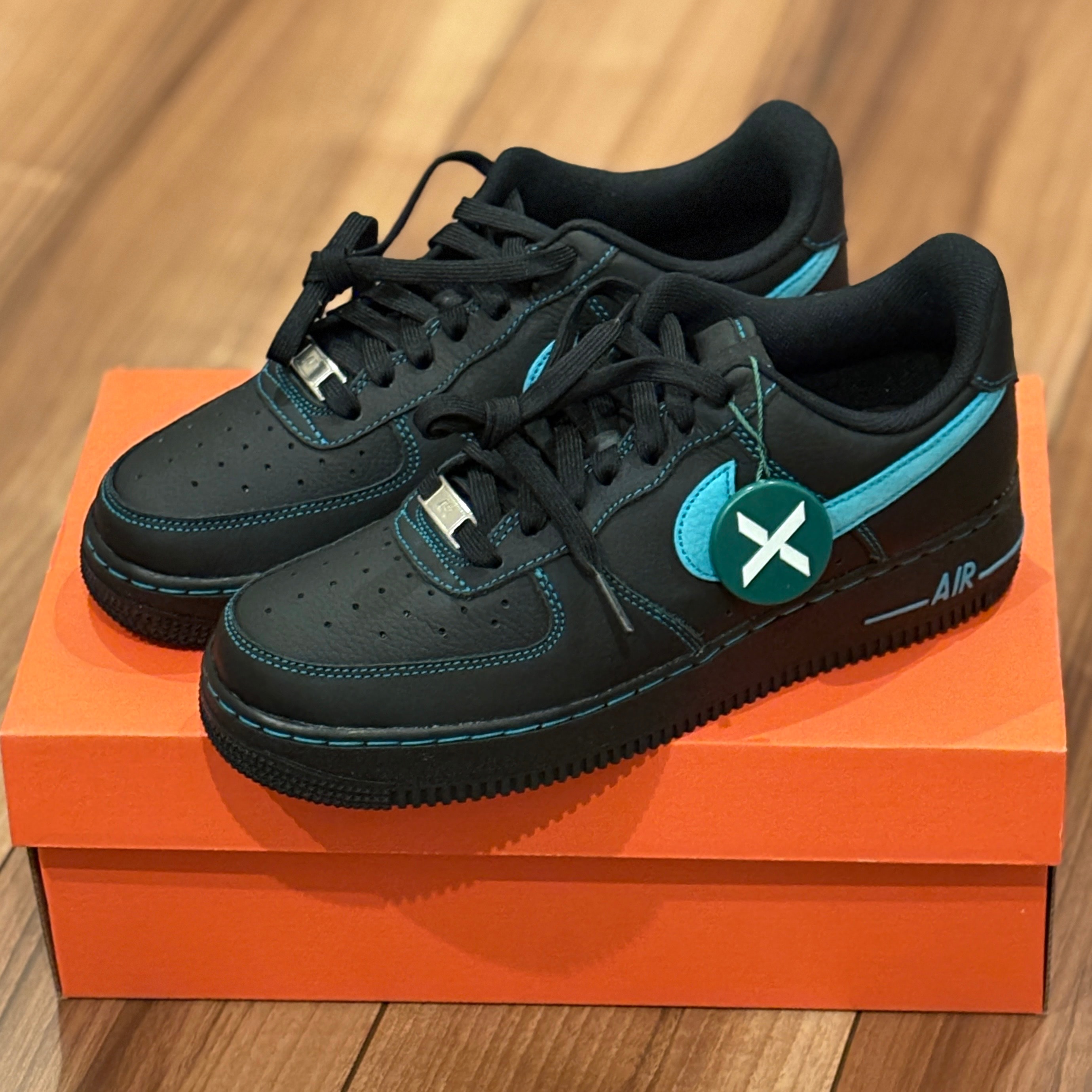 Nike Air Force 1 Low "Black Tiffany"