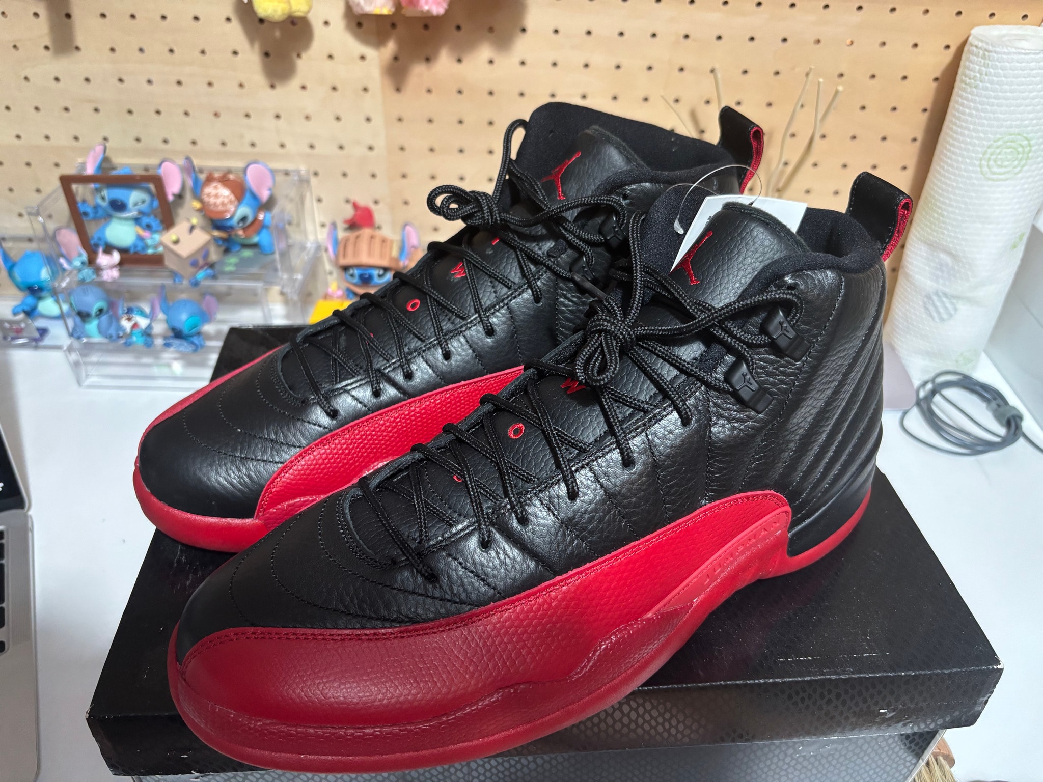 Nike Air Jordan 12 Retro "Flu Game/Black/Versity Red" (2016)