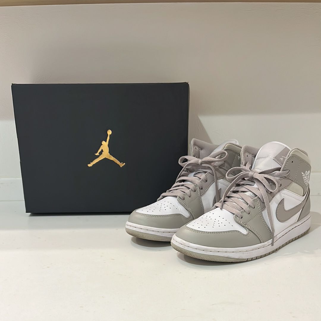Nike Air Jordan 1 Mid "Linen"